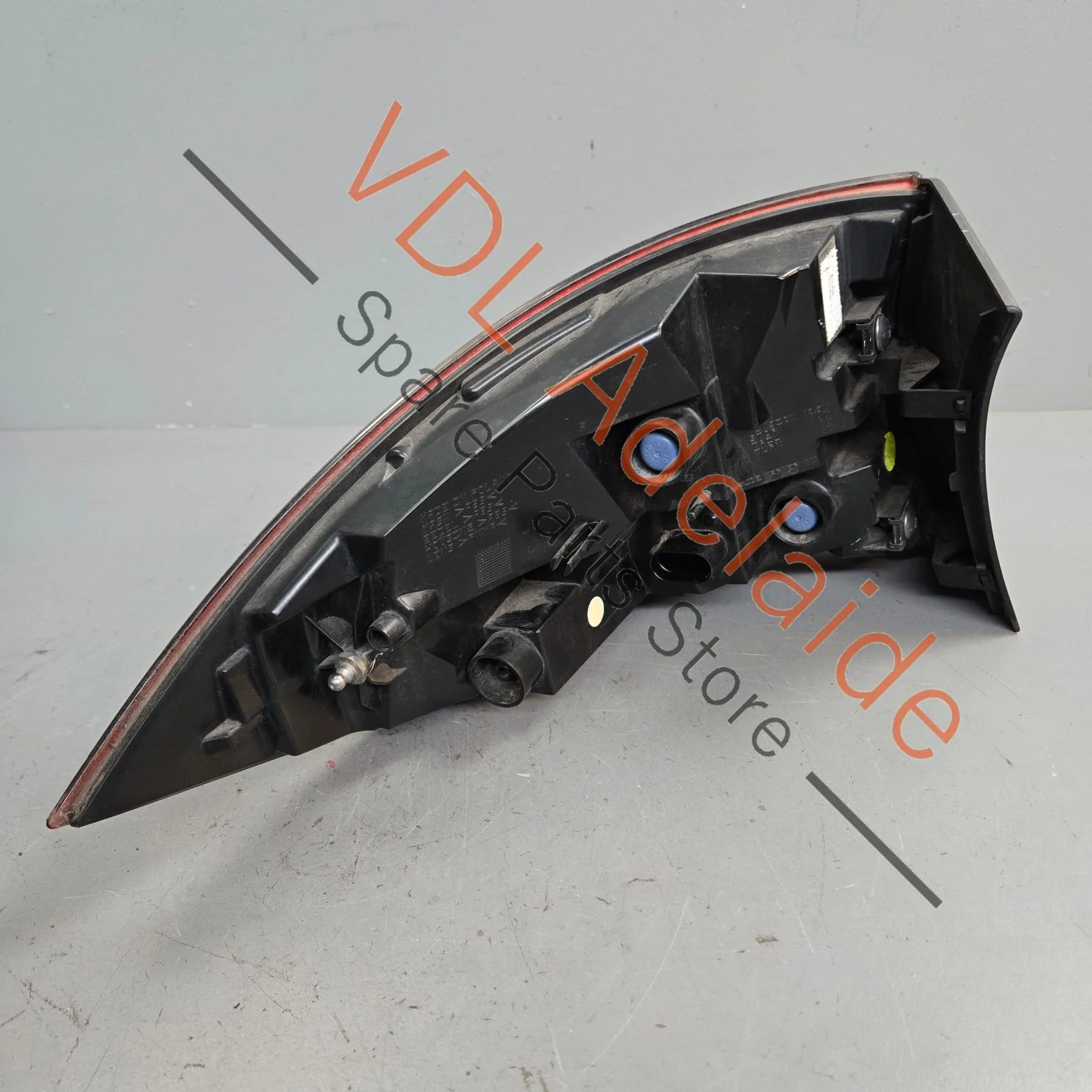 Porsche Cayenne 958 Right Rear Outer Tail Light 95863109601 7P5945096F 958945096 - Image 6