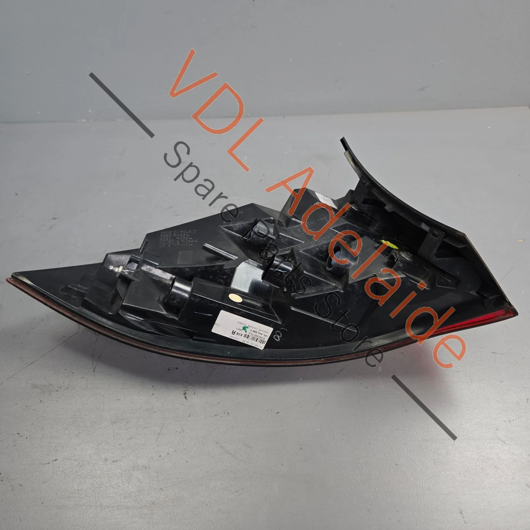 Porsche Cayenne 958 Right Rear Outer Tail Light 95863109601 7P5945096F 958945096 - Image 8
