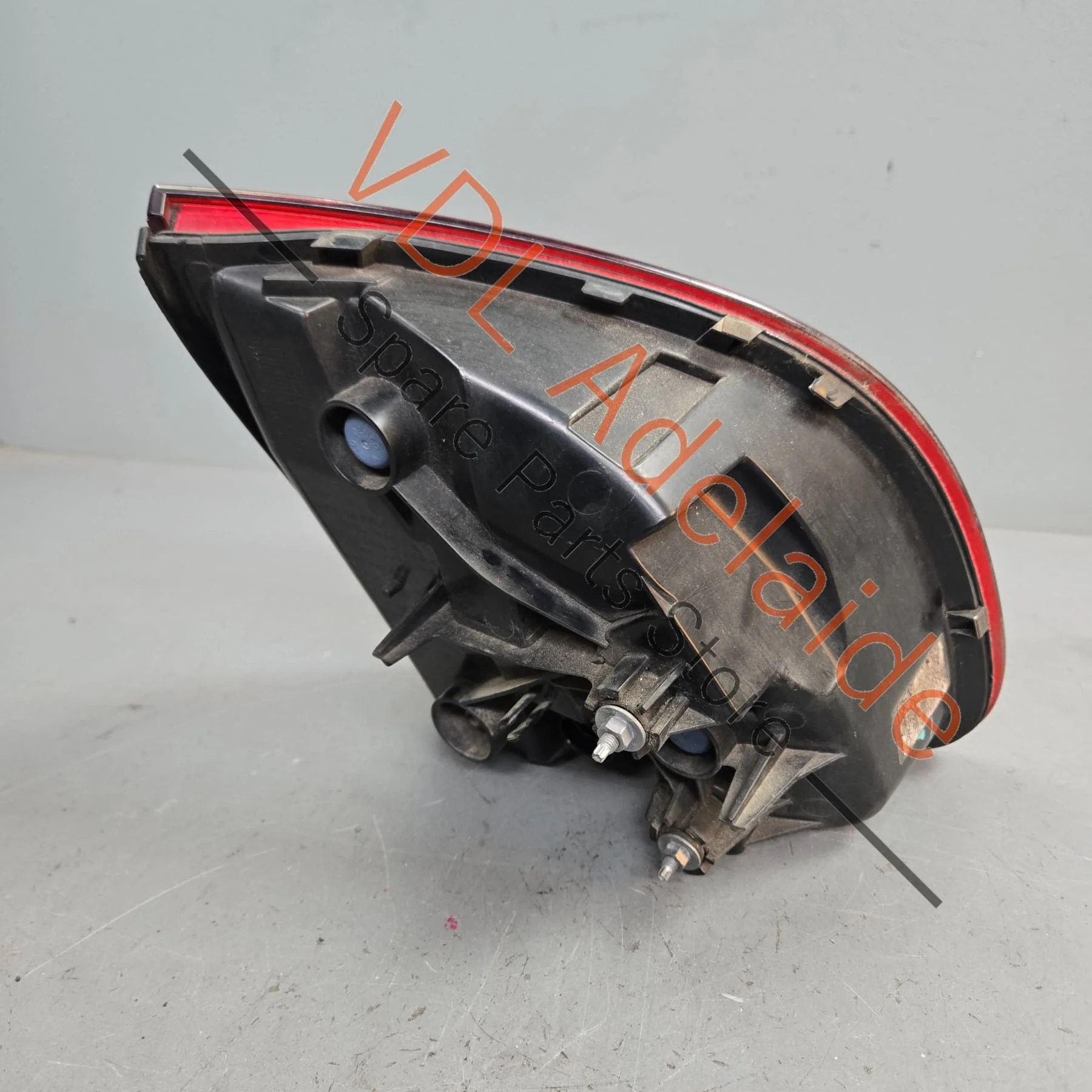 Porsche Cayenne 958 Right Rear Inner Tail Light 95863109401 7P5945094K 958945094 - Image 4