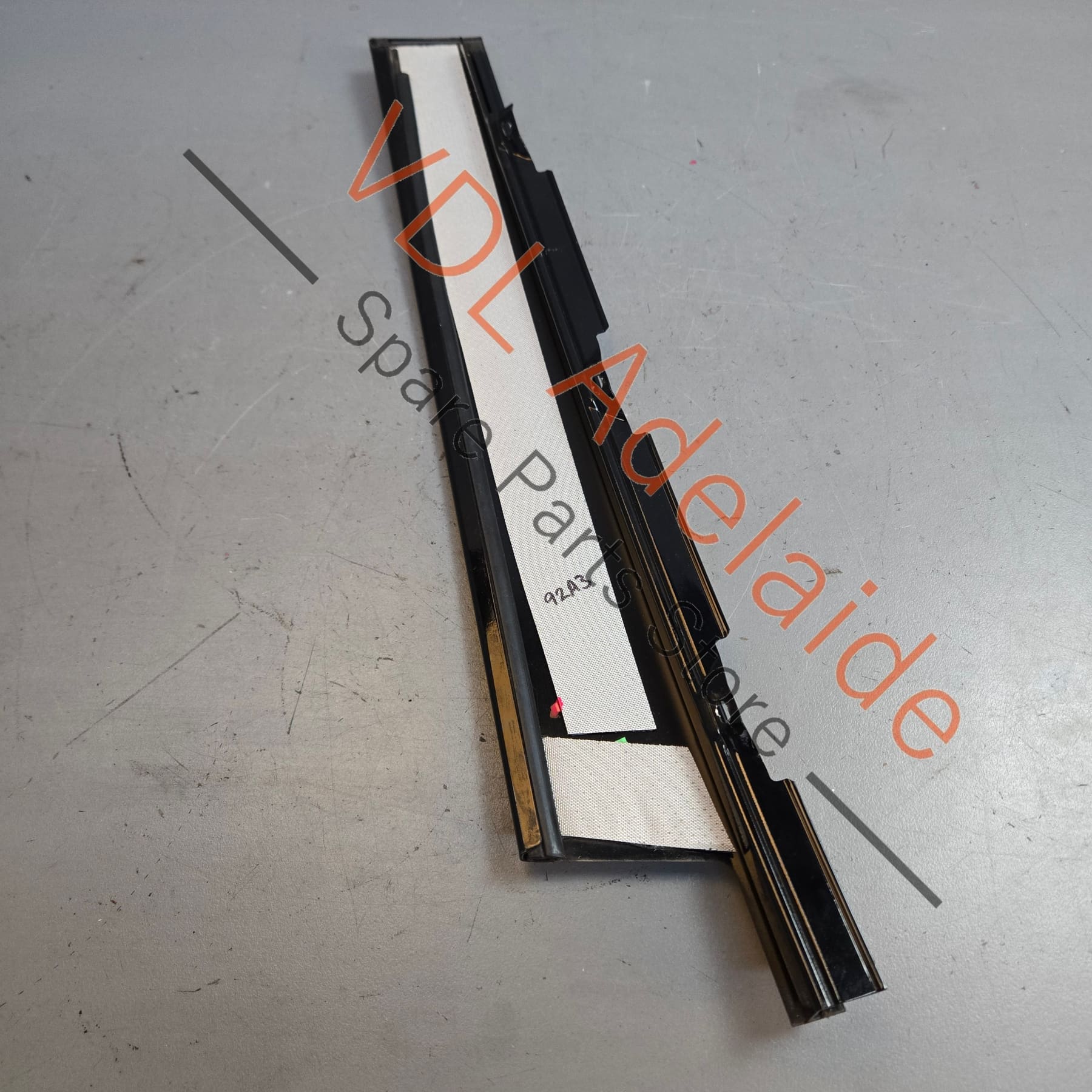 Porsche Cayenne Front Left Door B Pillar Exterior Moulding Trim 7P5853317 95855931701 GW1 Gloss Black - Image 5