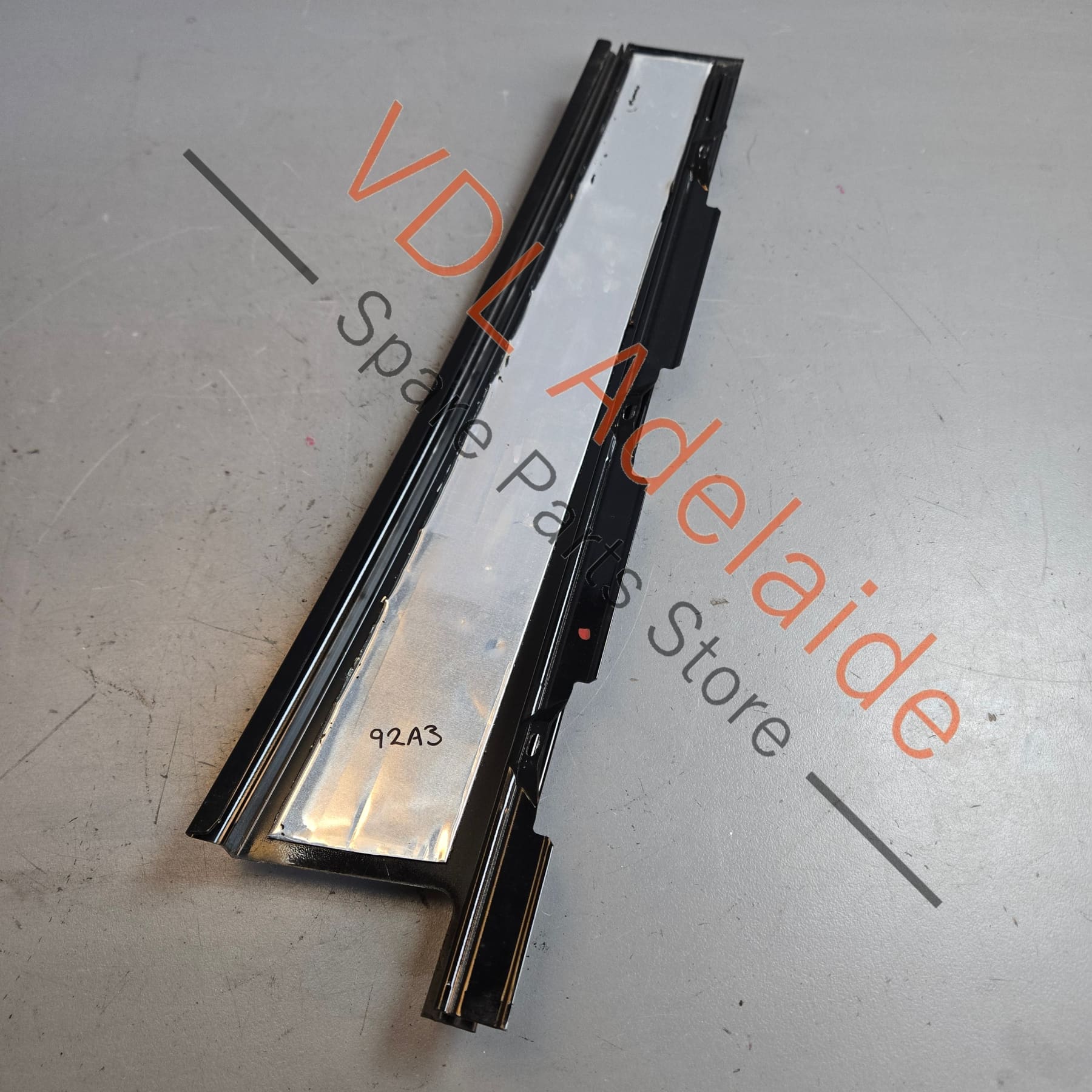 Porsche Cayenne Rear Right Door B Pillar Exterior Moulding Trim 7P5853352 95855935202 GW1 Gloss Black - Image 6