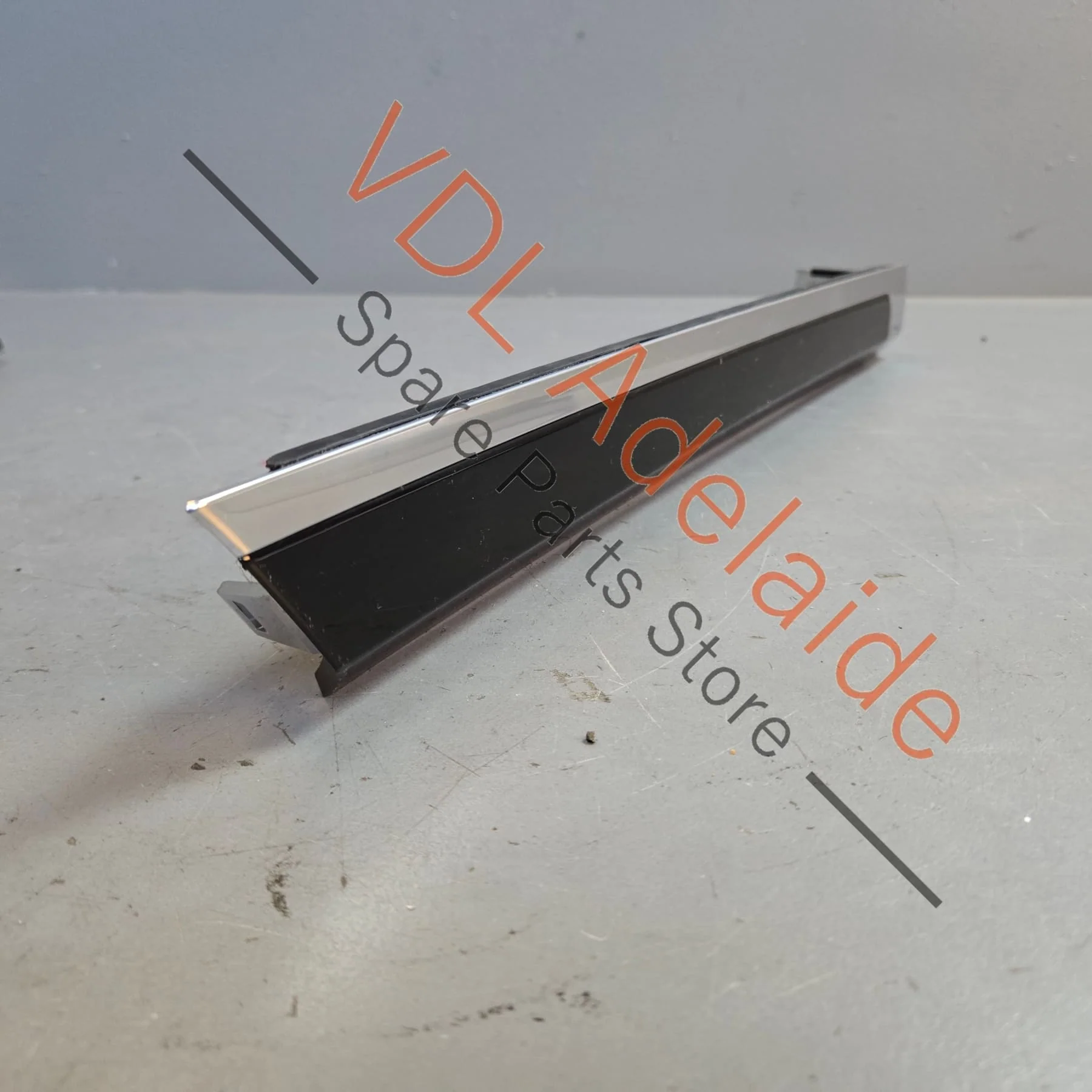 Porsche Cayenne 958 92A Gloss Black Rear Right Door Trim Insert 7P5867420F 95855542000 6BB - Image 3
