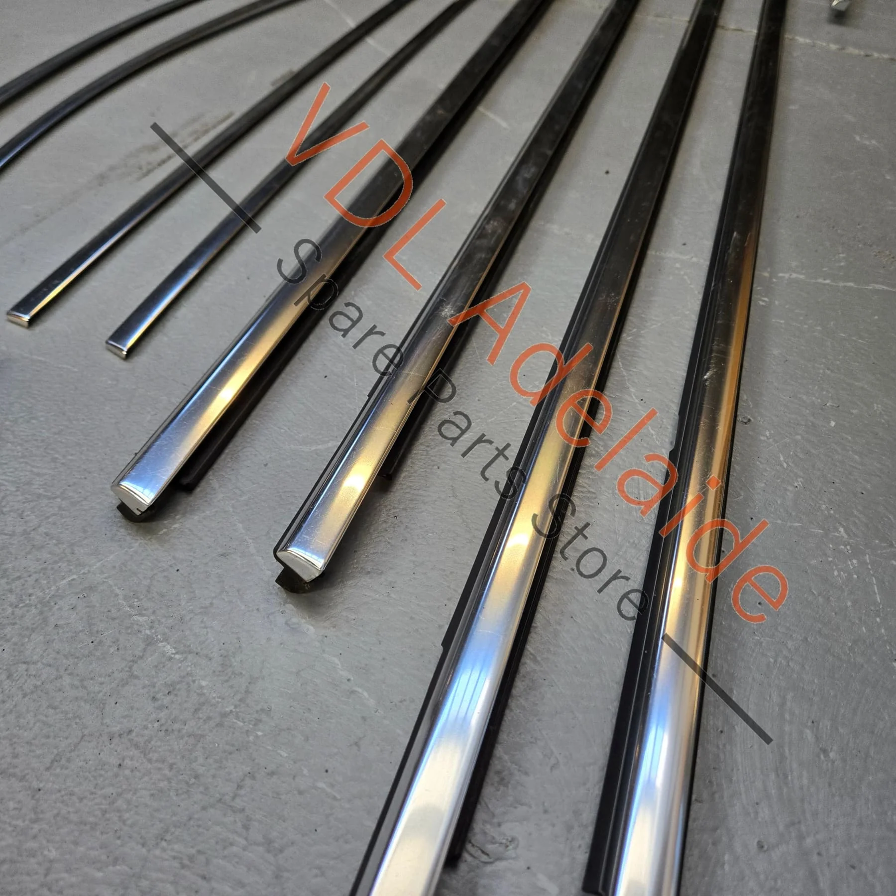 Porsche 92A 958 Set of Window Chrome Trims Polished Aluminium - Image 4