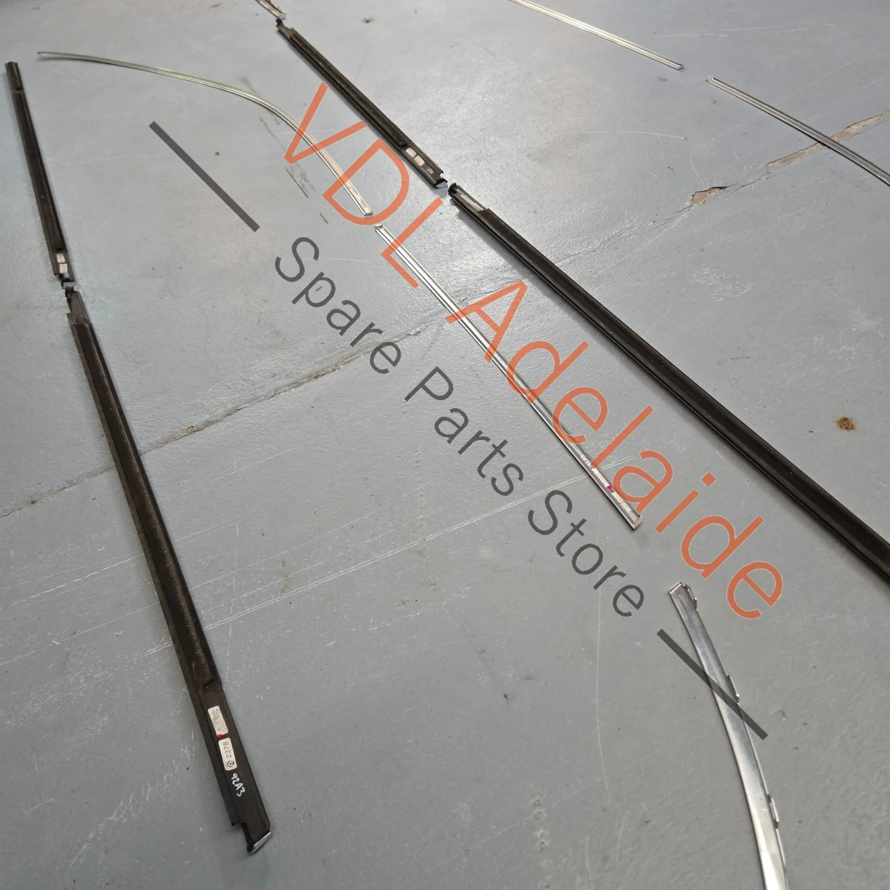 Porsche 92A 958 Set of Window Chrome Trims Polished Aluminium - Image 9