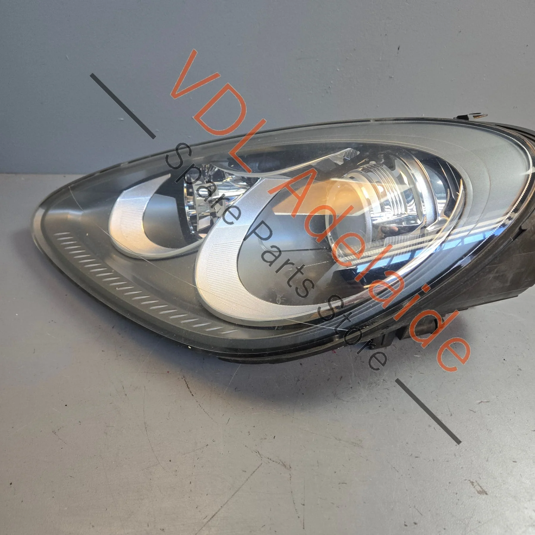 Porsche Cayenne 958 Left Xenon Headlight 95863117512 7P5941031S - Image 2