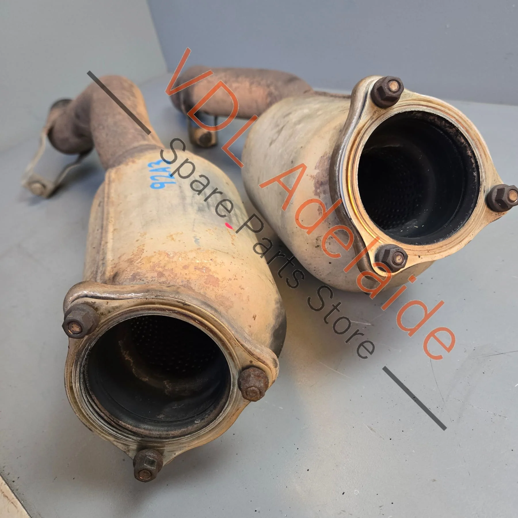 Porsche Cayenne Hybrid 3.0 V6 Muffler Silencer Exhaust Set Left & Right 95811302311 95811302411 - Image 7
