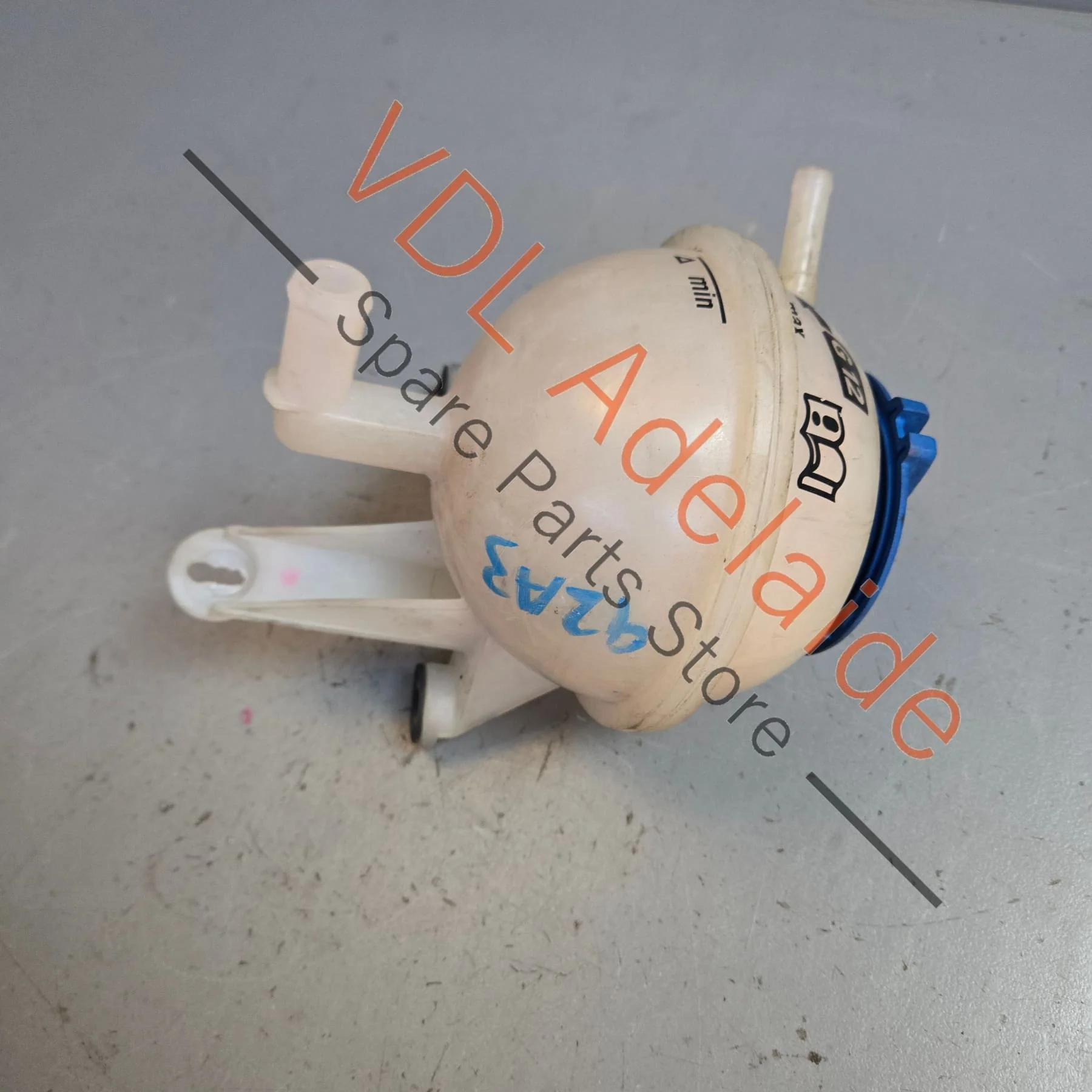 Porsche Cayenne 3.0 V6 Coolant Reservoir Tank Bottle 8Z0121407 - Image 4