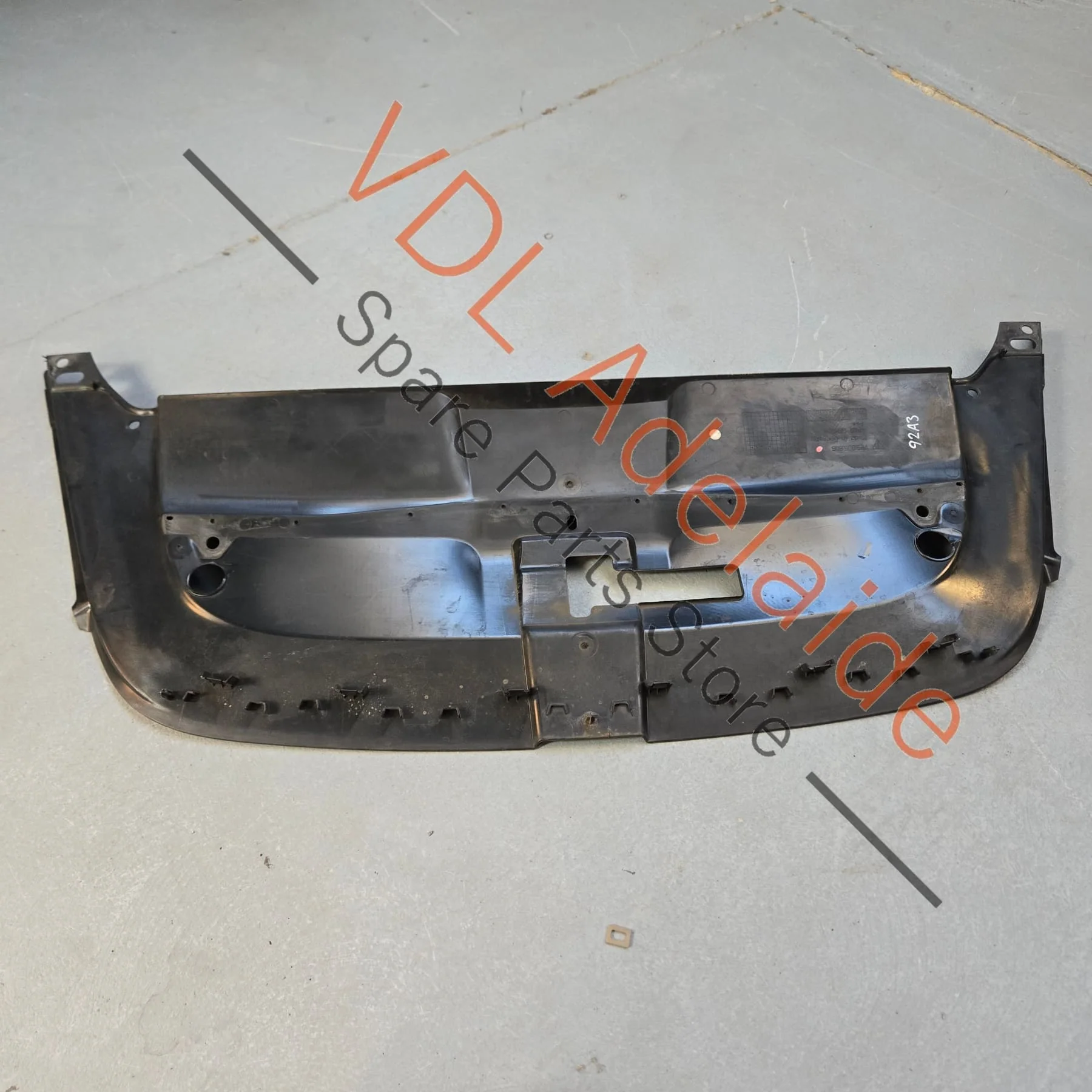 Porsche Cayenne 958 92A Radiator Upper Cover Trim 7P5805806 95855680601 9B9 - Image 6