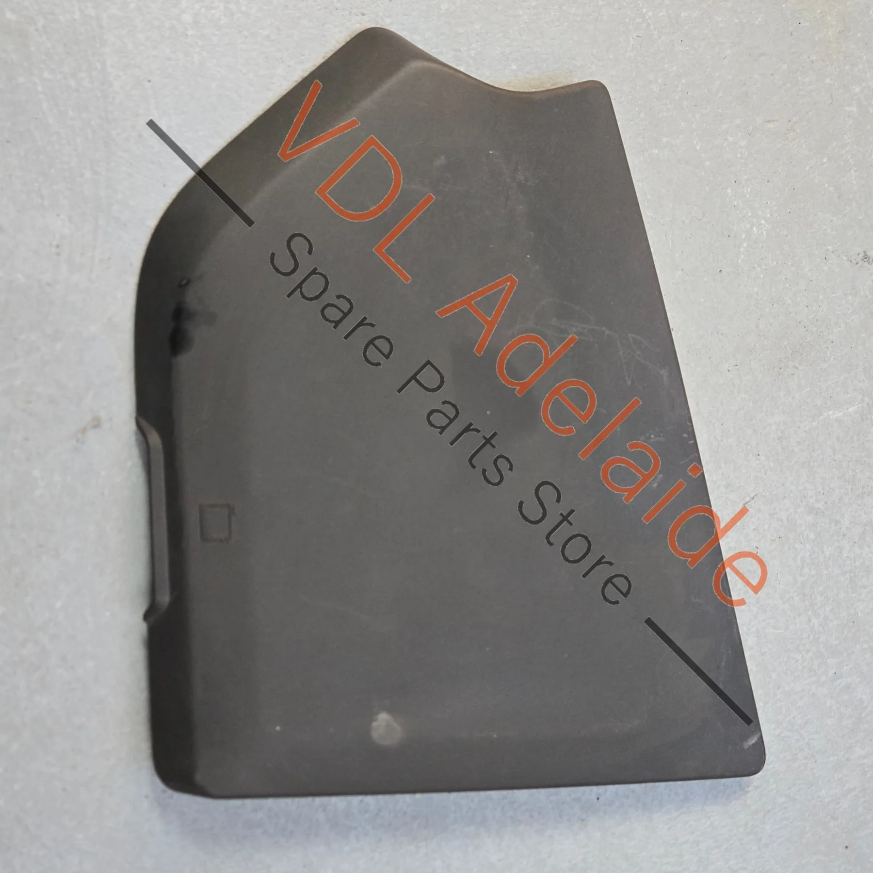 Porsche Cayenne 958 92A Engine Bay Coolant Tank Cover Trim Right Side Top 7P5806100