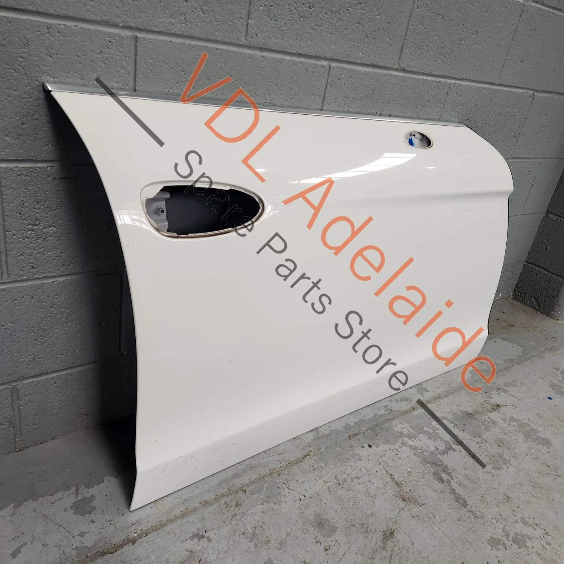 Porsche Panamera 970 Front Right Door Shell 97053101202 GRV Carrara White B9A / B4 - Image 3