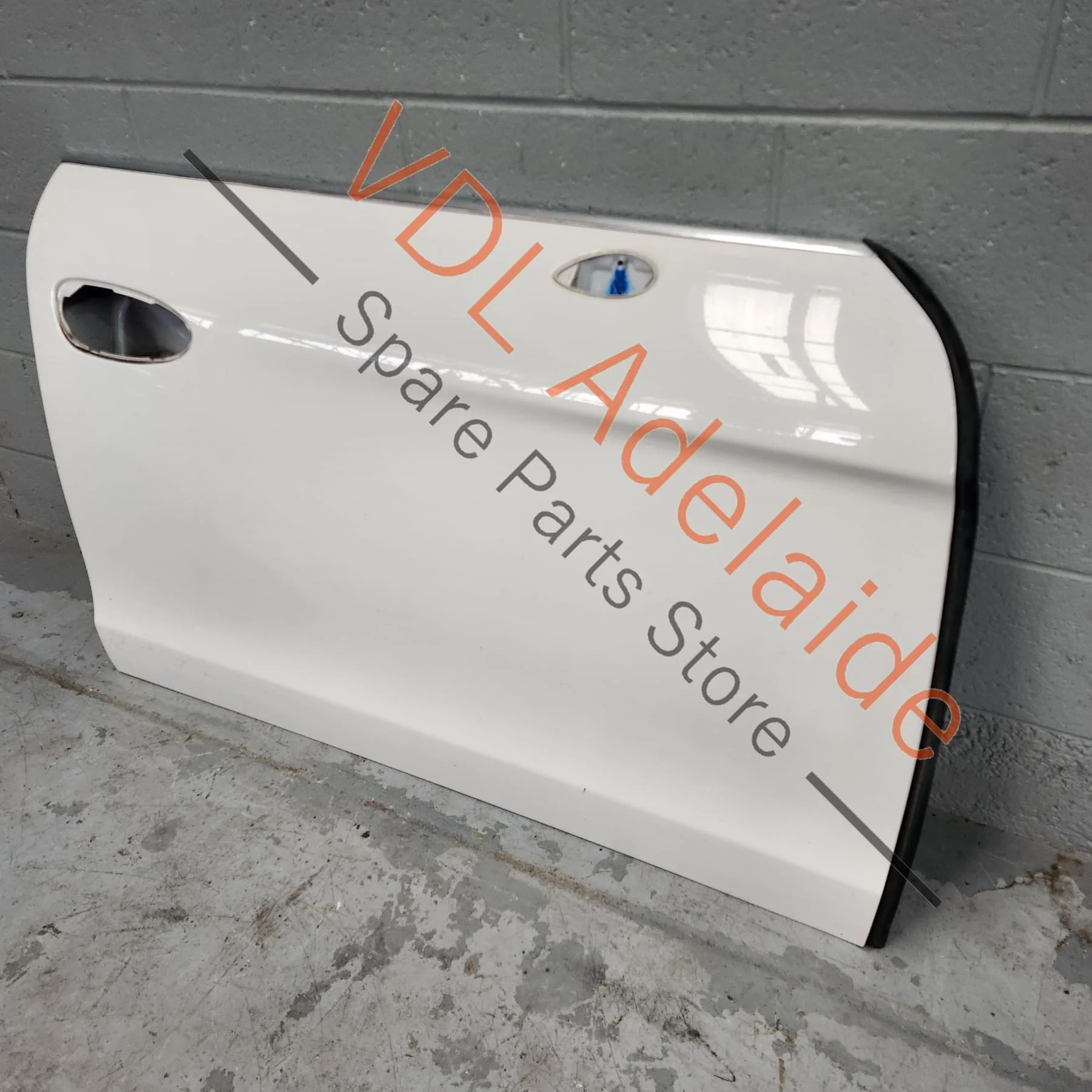 Porsche Panamera 970 Front Right Door Shell 97053101202 GRV Carrara White B9A / B4 - Image 4