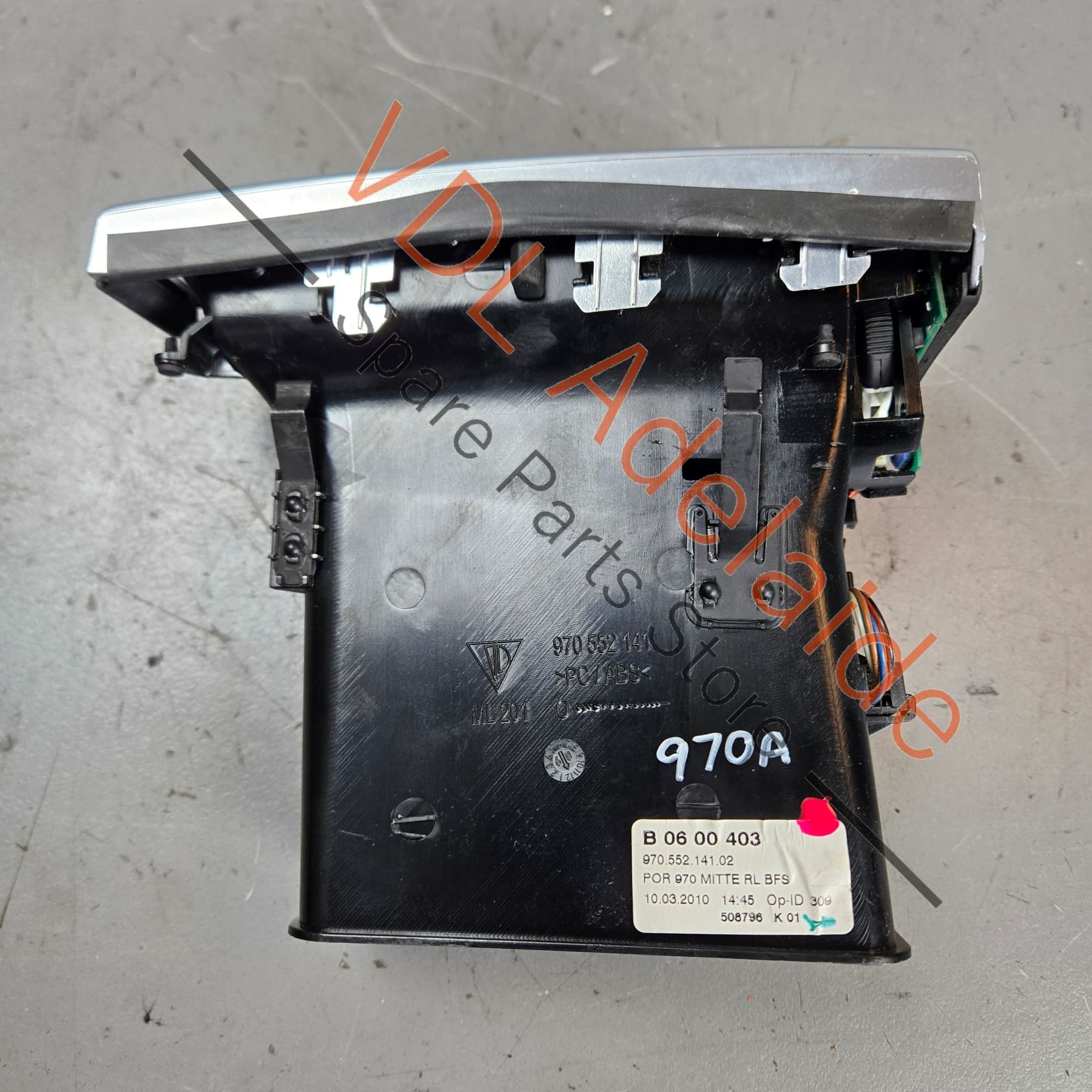 Porsche Panamera 970 Centre Left Dashboard Air Vent 97055214104 DAP - Image 8