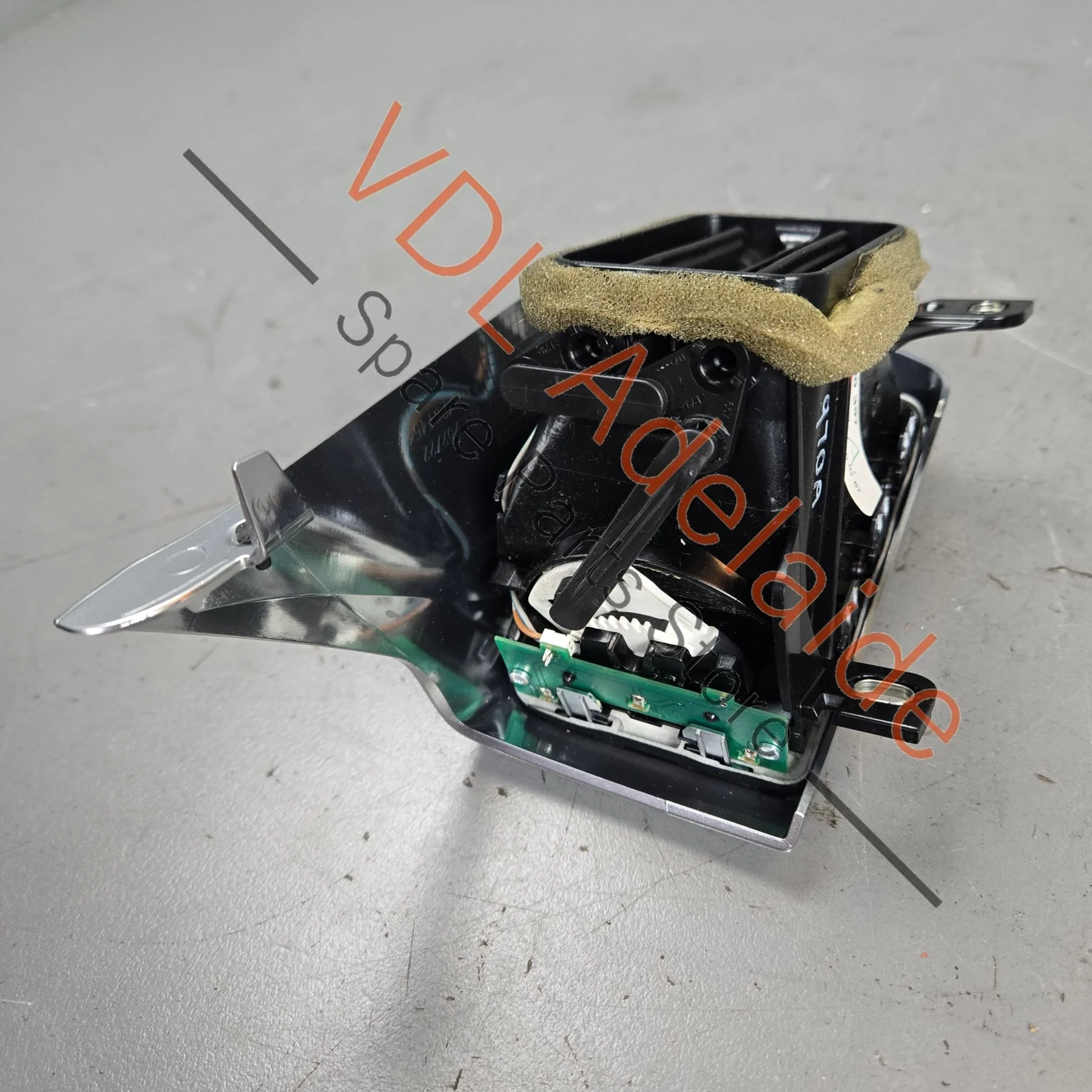 Porsche Panamera 970 Rear Left Passenger Air Vent 97055317102 DAP - Image 5