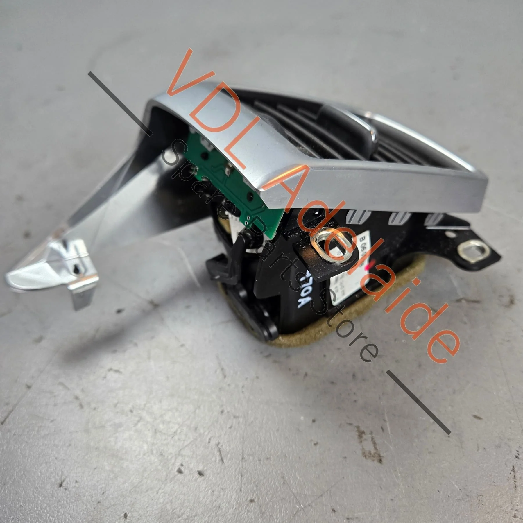 Porsche Panamera 970 Rear Right Passenger Air Vent 97055317202 DAP - Image 6