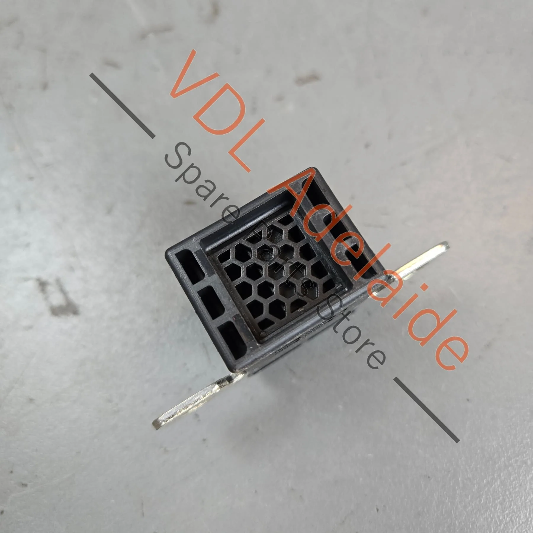 Porsche Battery Isolator Pyro Fuse 95561120501 4F0915519 - Image 6