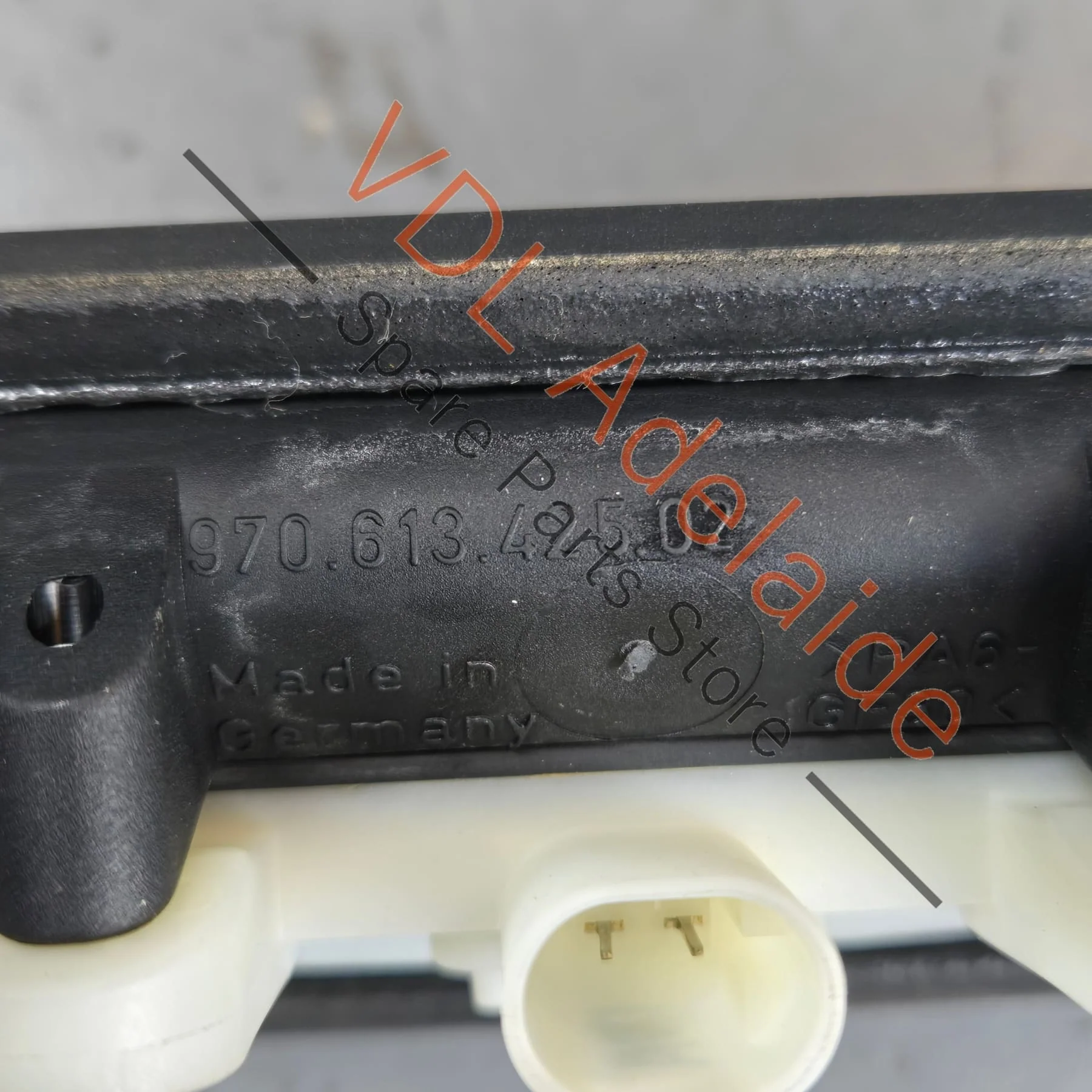 Porsche Panamera Rear Reverse Camera Trunk Button 97061342301 97061342502 1E0 - Image 6