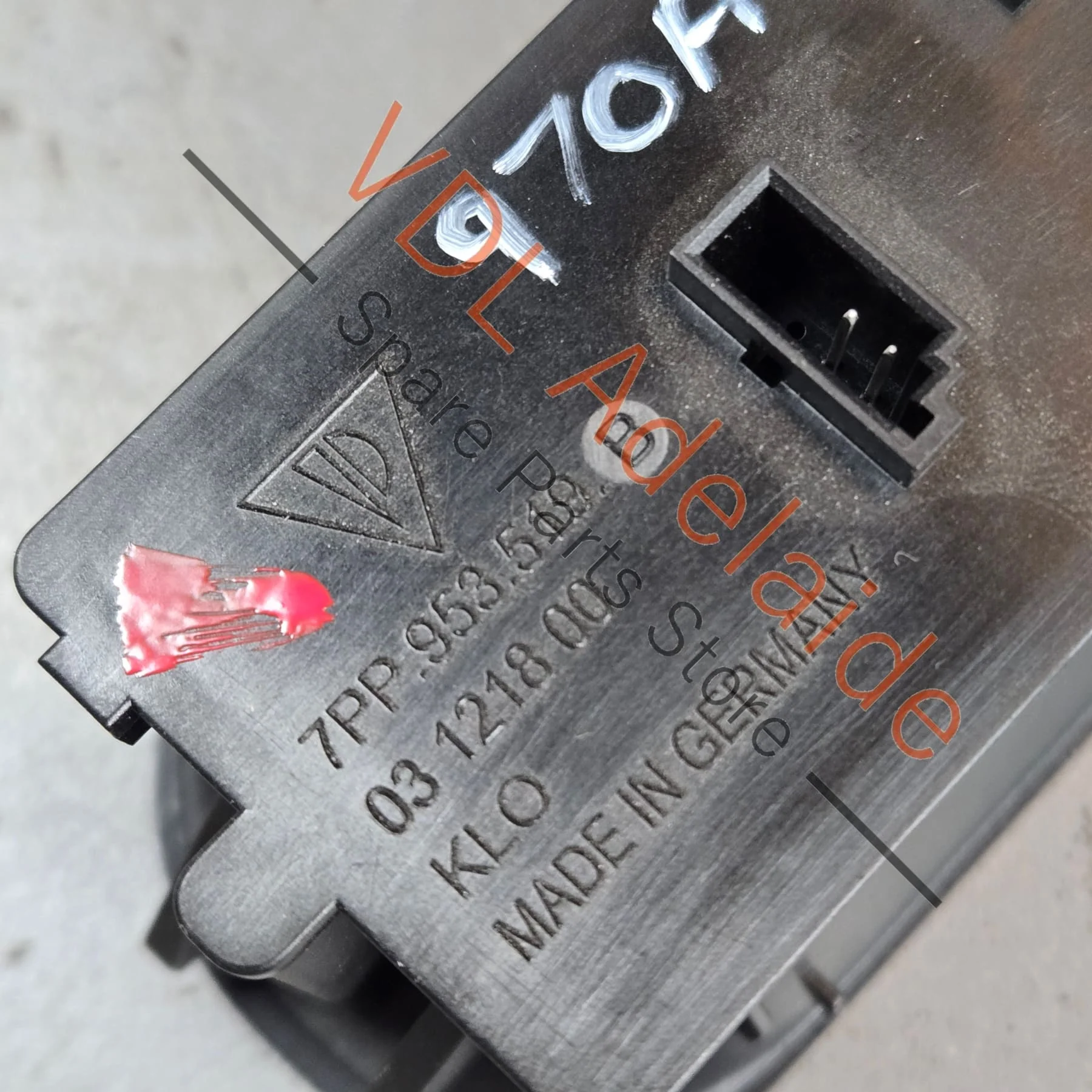 Porsche Steering Column Adjustment Switch 7PP953519F IVI 7PP953519B - Image 2