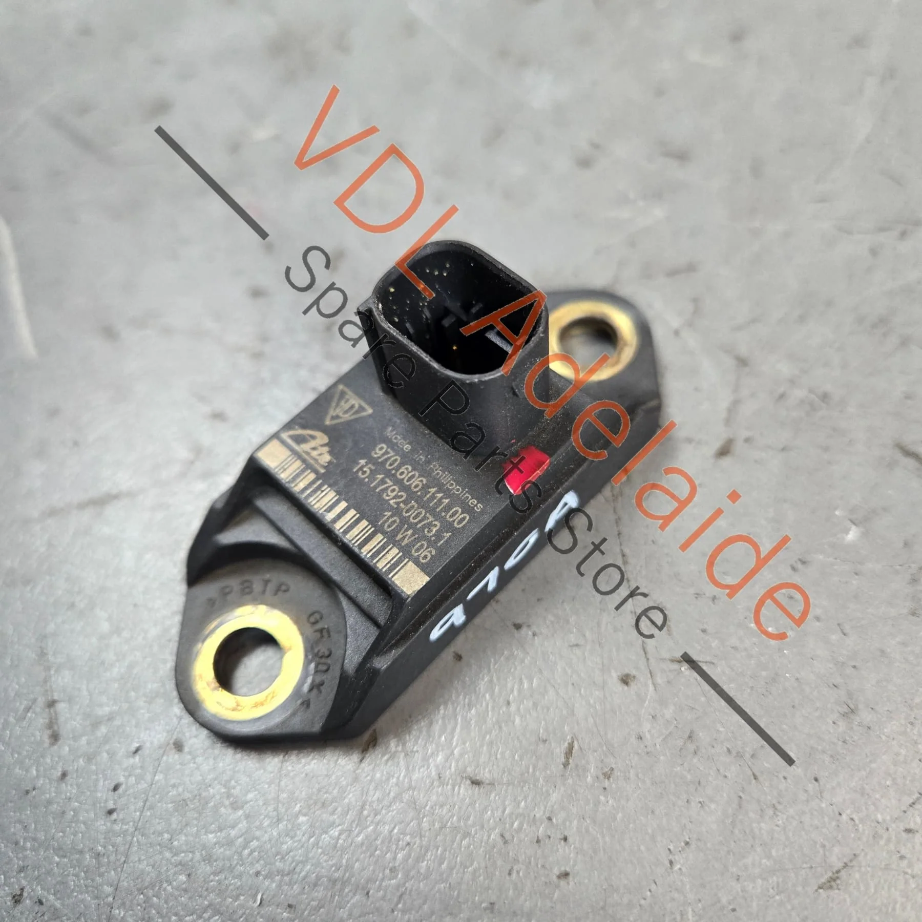 Porsche Panamera 970 Acceleration Sensor 97060611101