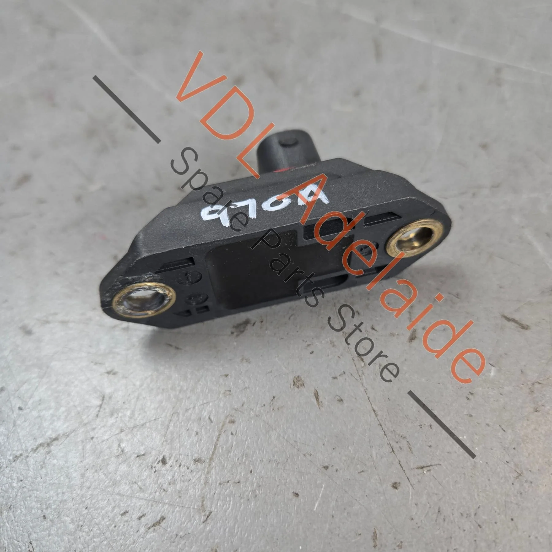 Porsche Panamera 970 Acceleration Sensor 97060611101 - Image 2