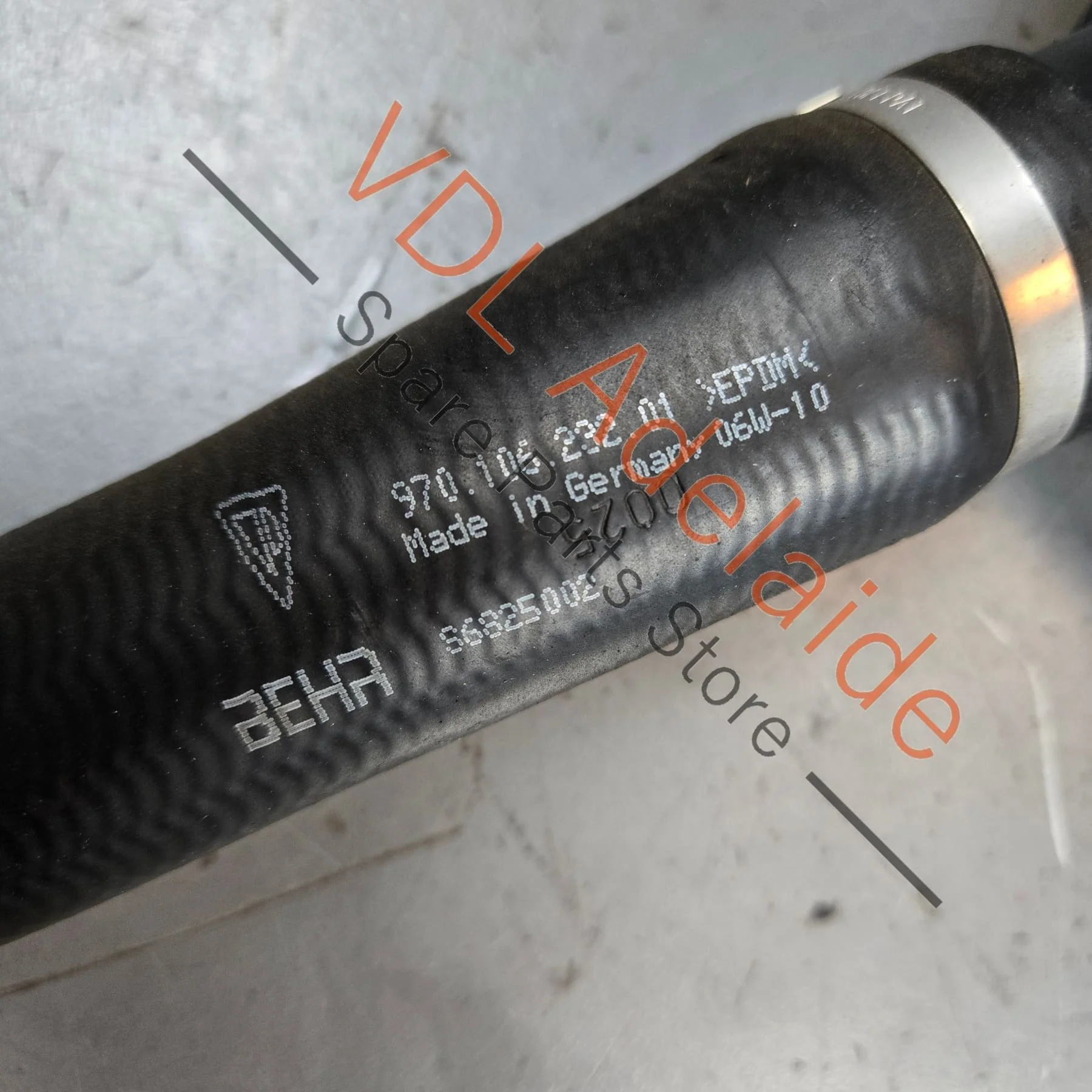 Porsche Panamera Right Side Radiator Hose Pipe 97010840202 97010623201 - Image 3
