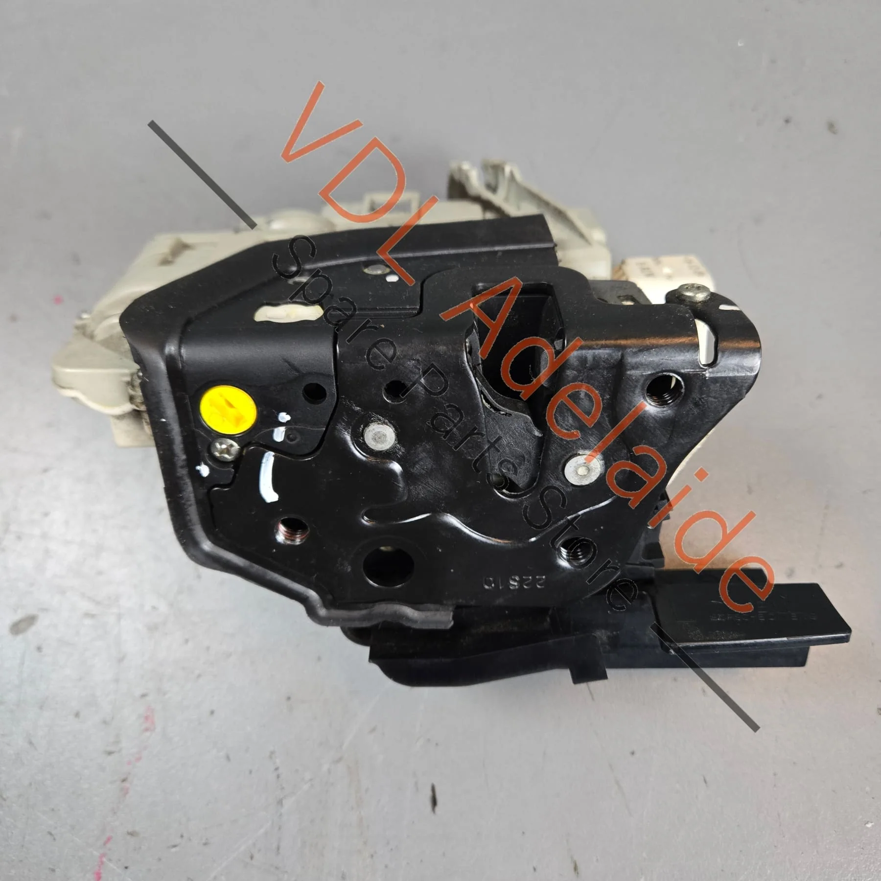 Porsche Panamera 970 Left Front Door Lock 9A783741501 8J2837015A - Image 3