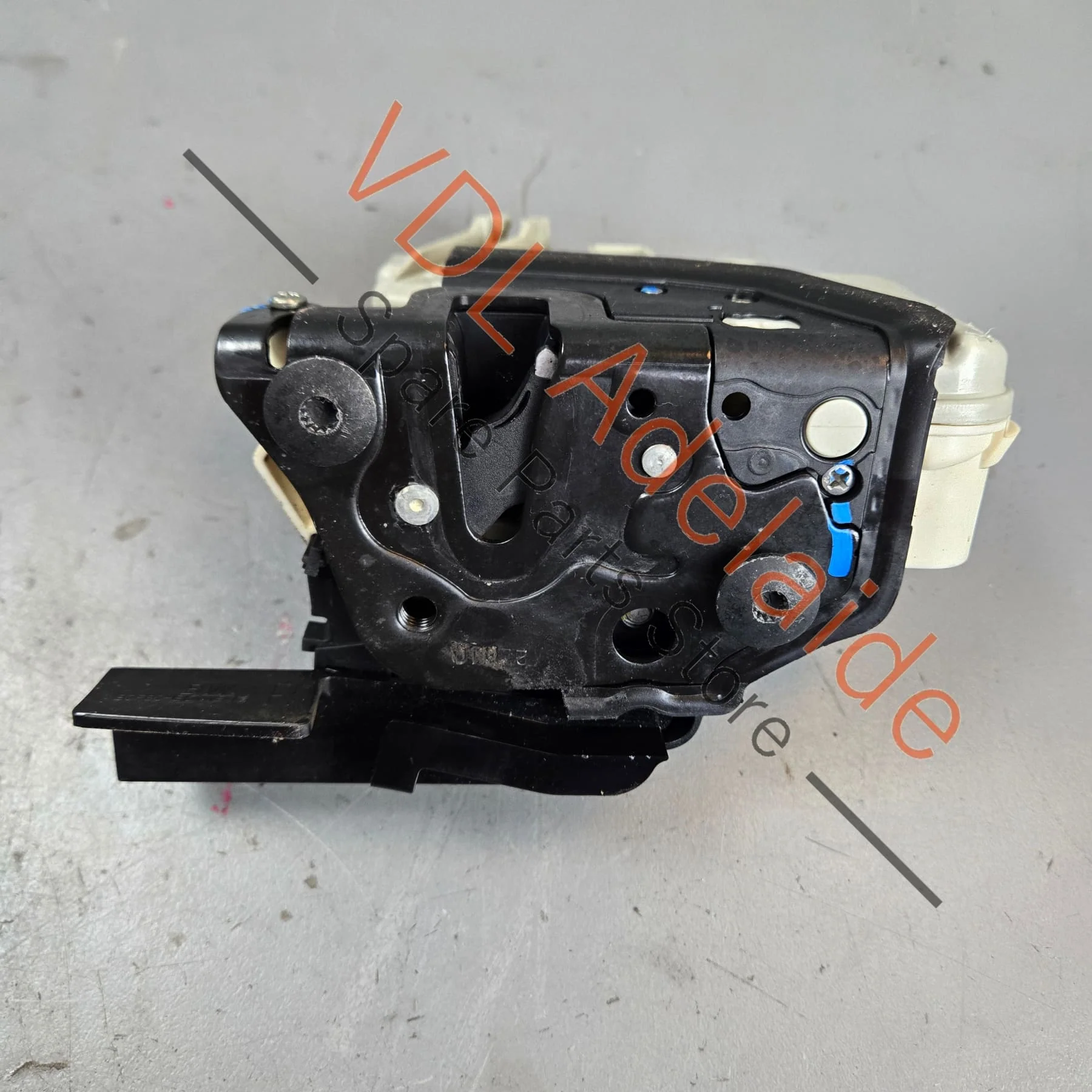 Porsche Panamera 970 Right Front Door Lock 9A783741601 8J2837016A - Image 3