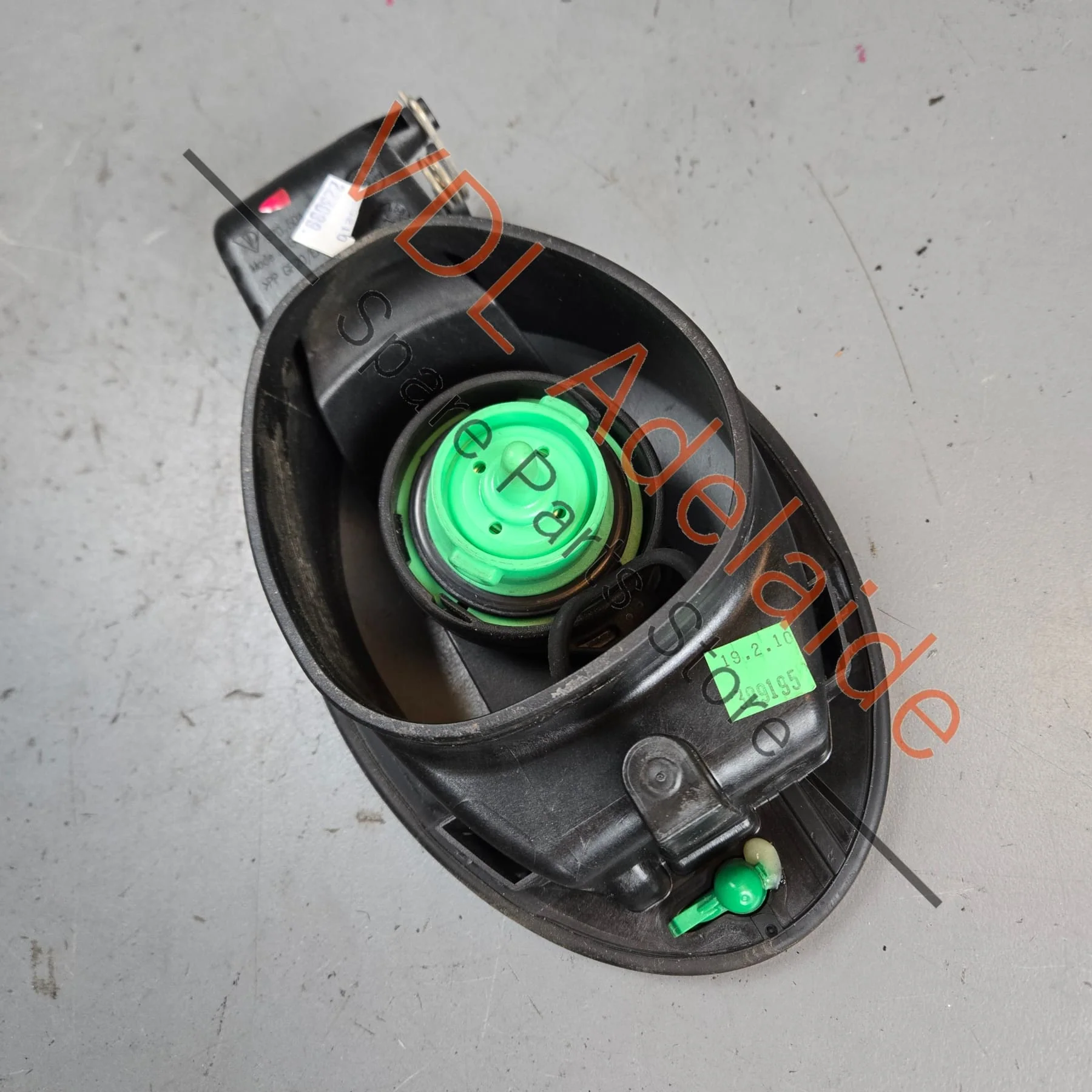 Porsche Panamera 970 Fuel Filler Lid Cap Flap Backing 97050419406 - Image 5