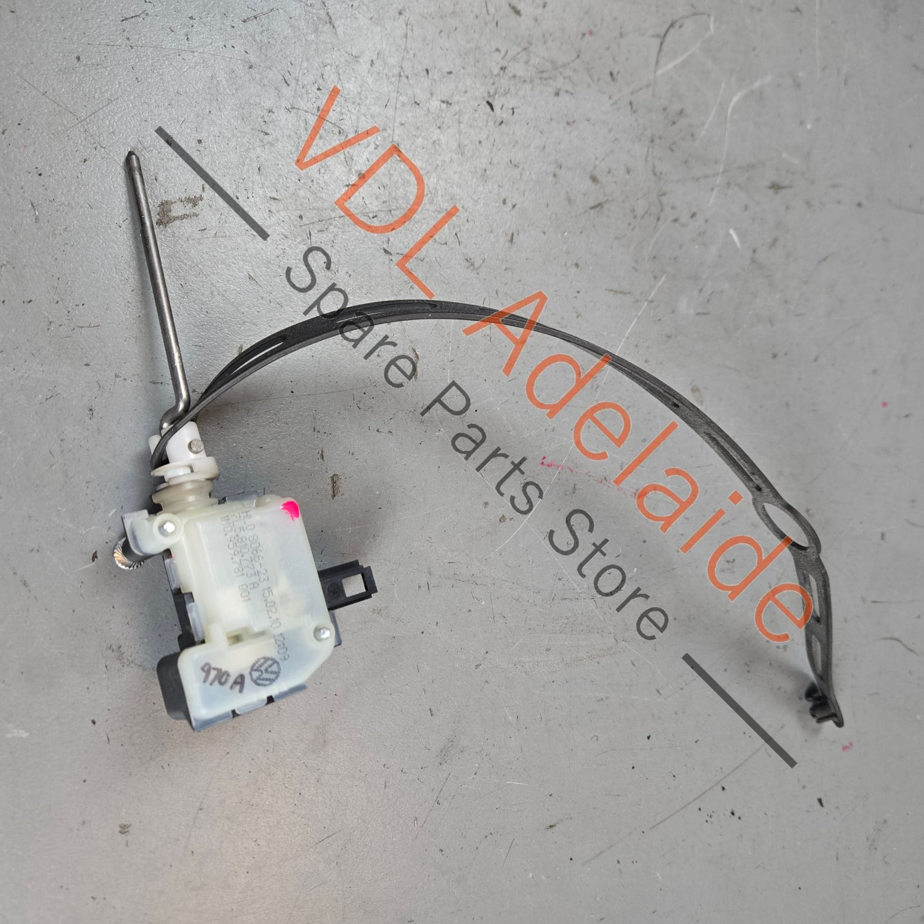 Porsche Cayenne Panamera Fuel Door Release Actuator 95562477302
