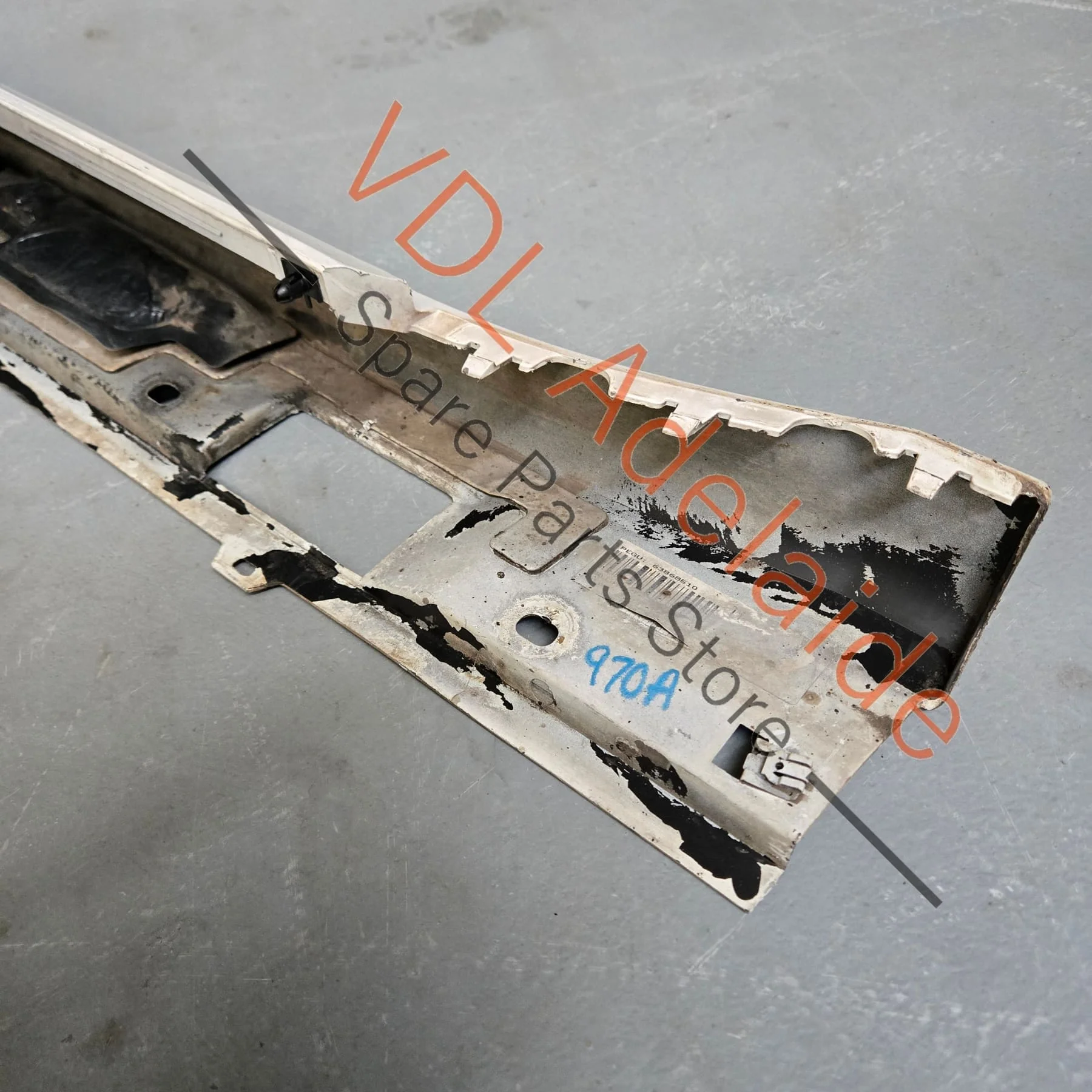 Porsche Panamera 970 Left Side Sideskirt Rocker Moulding Exterior Trim 97055920110 G2L 97055950100 - Image 2