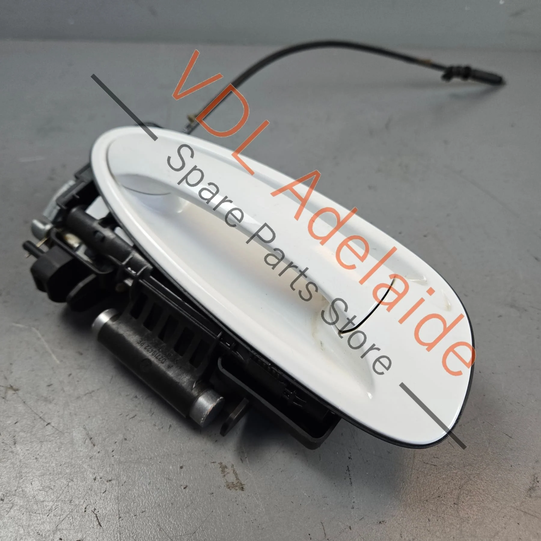 Porsche Panamera 970 Right Exterior Door Handle 97053706404 97053761400G2X - Image 2