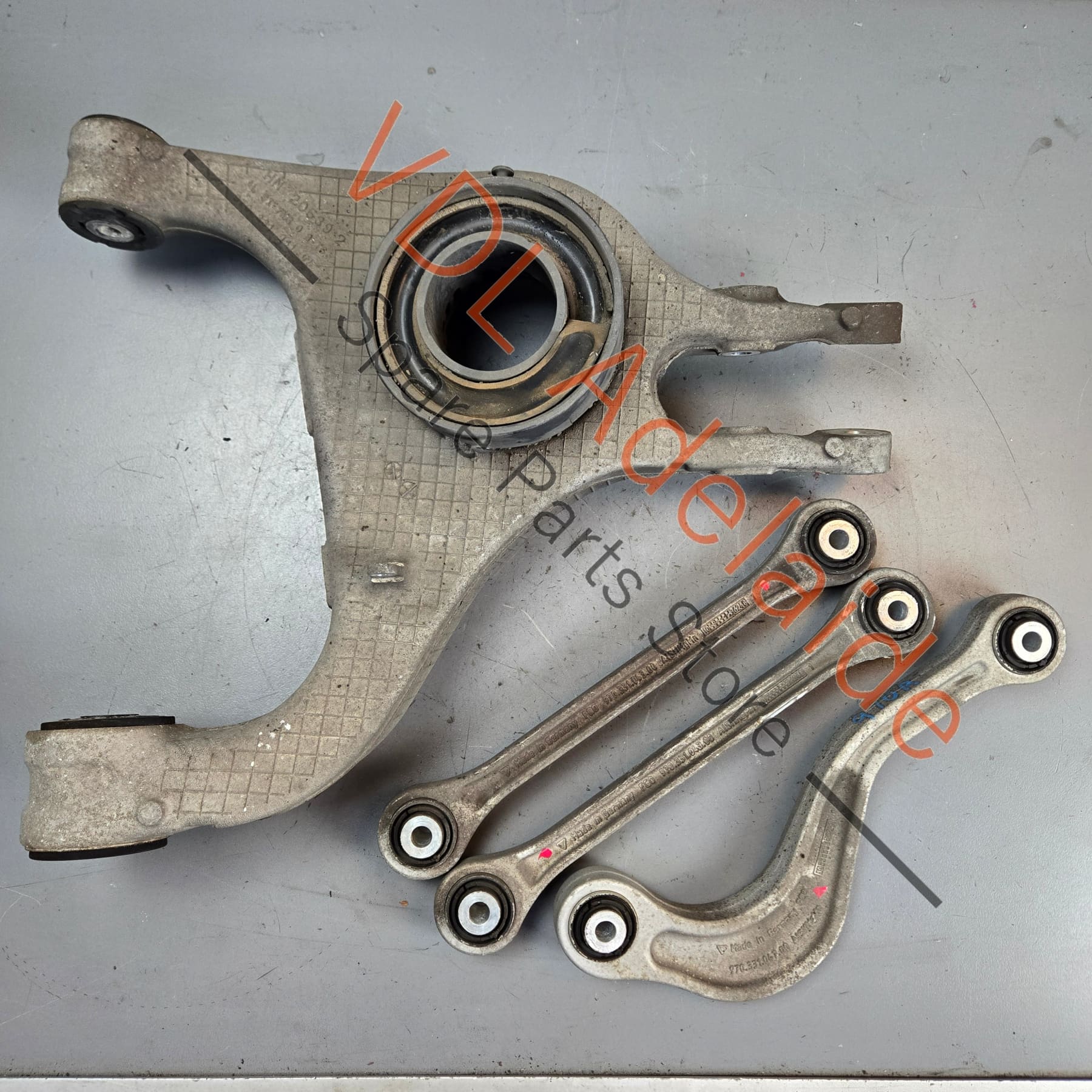Porsche Panamera 970 Rear Left Suspension Arm Set Wishbone 97033104104