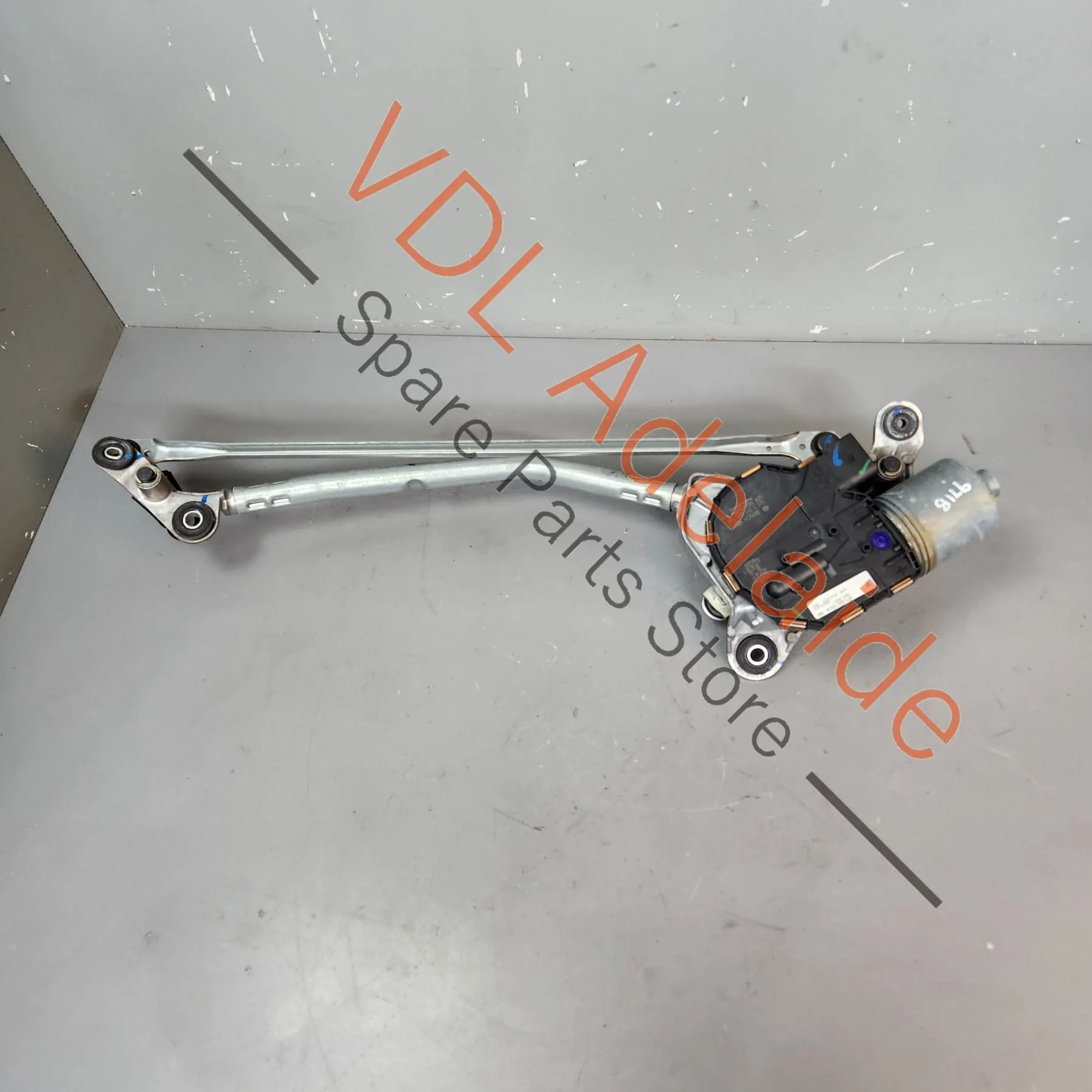 Porsche Panamera 971 Windscreen Wiper Motor RHD 971955024A - Image 6