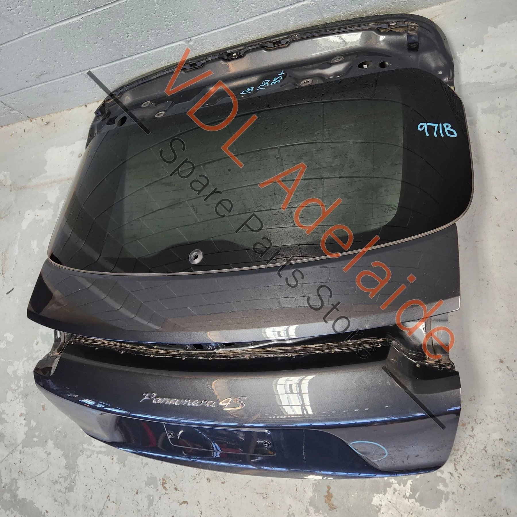 Porsche Panamera Turismo Rear Hatch Boot Trunk Panel Lid - Image 11