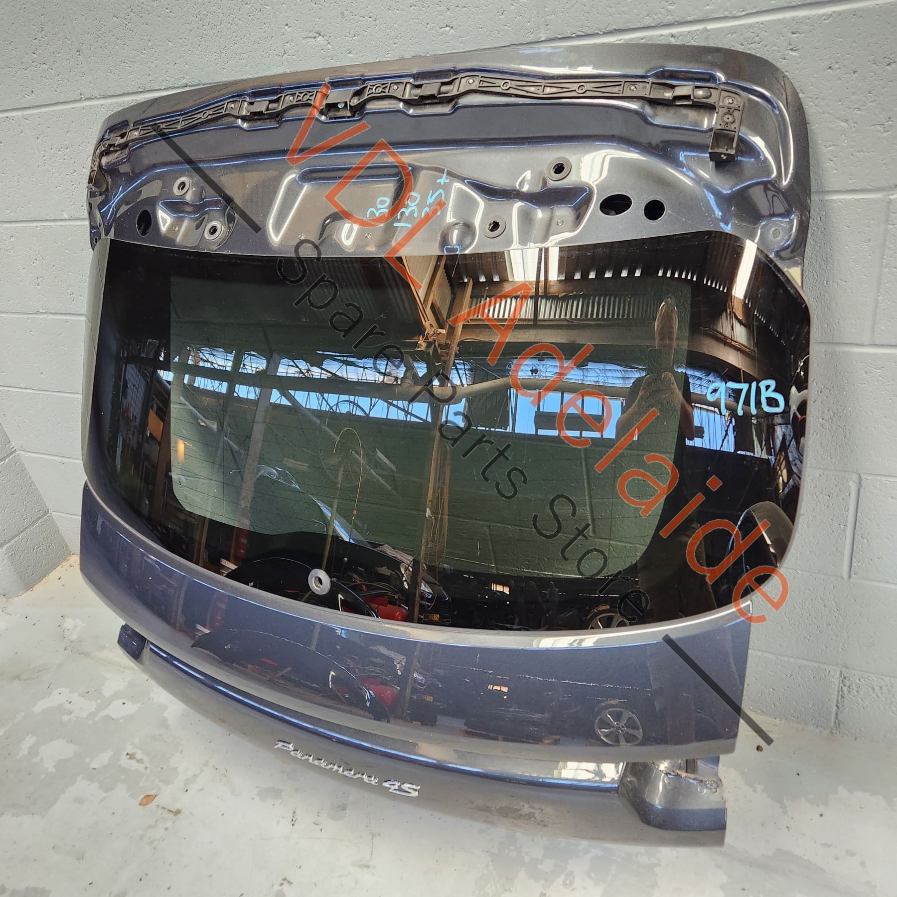 Porsche Panamera Turismo Rear Hatch Boot Trunk Panel Lid - Image 5