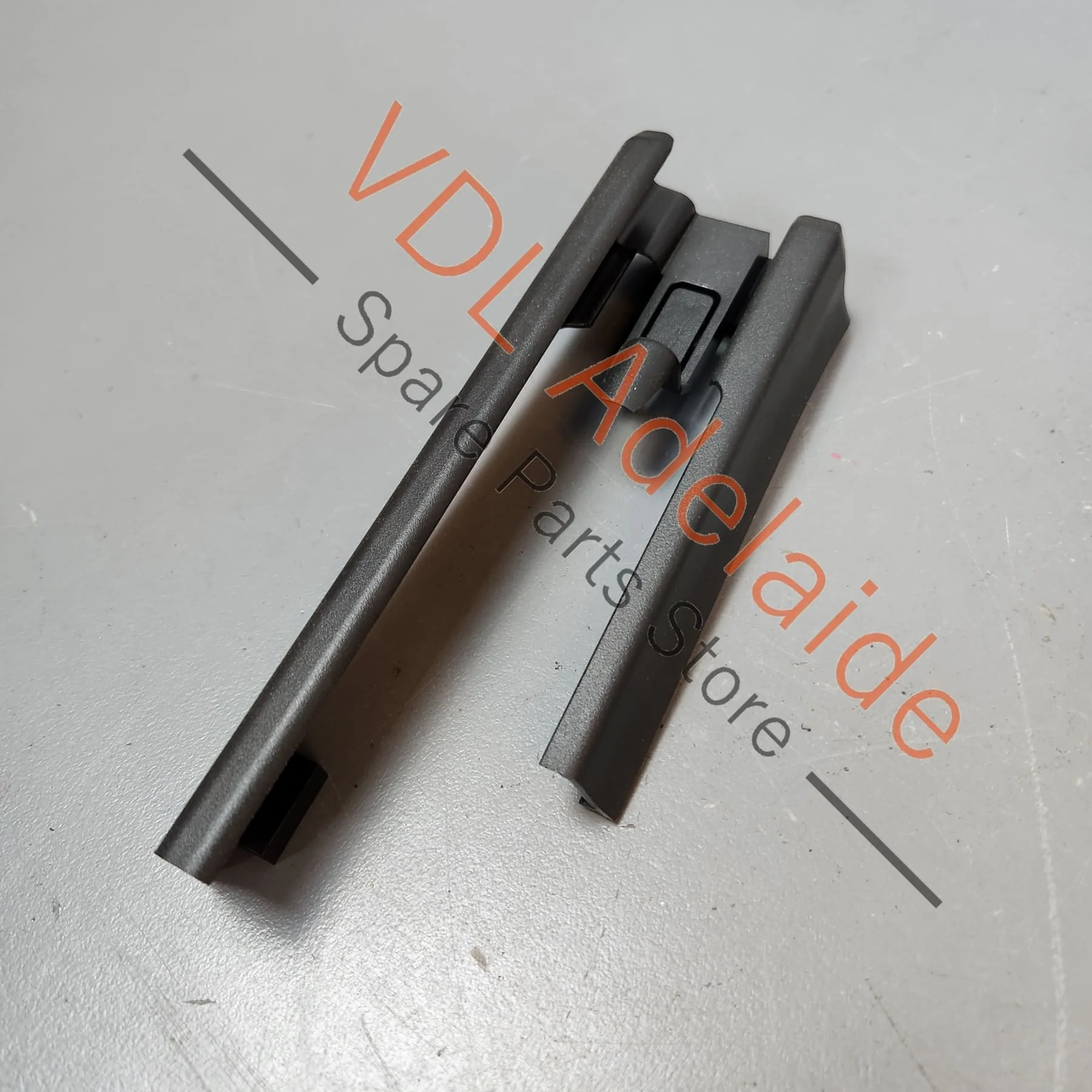 Porsche Panamera 971 Cover for Seat Guide Rail Left Front 971881477A - Image 7