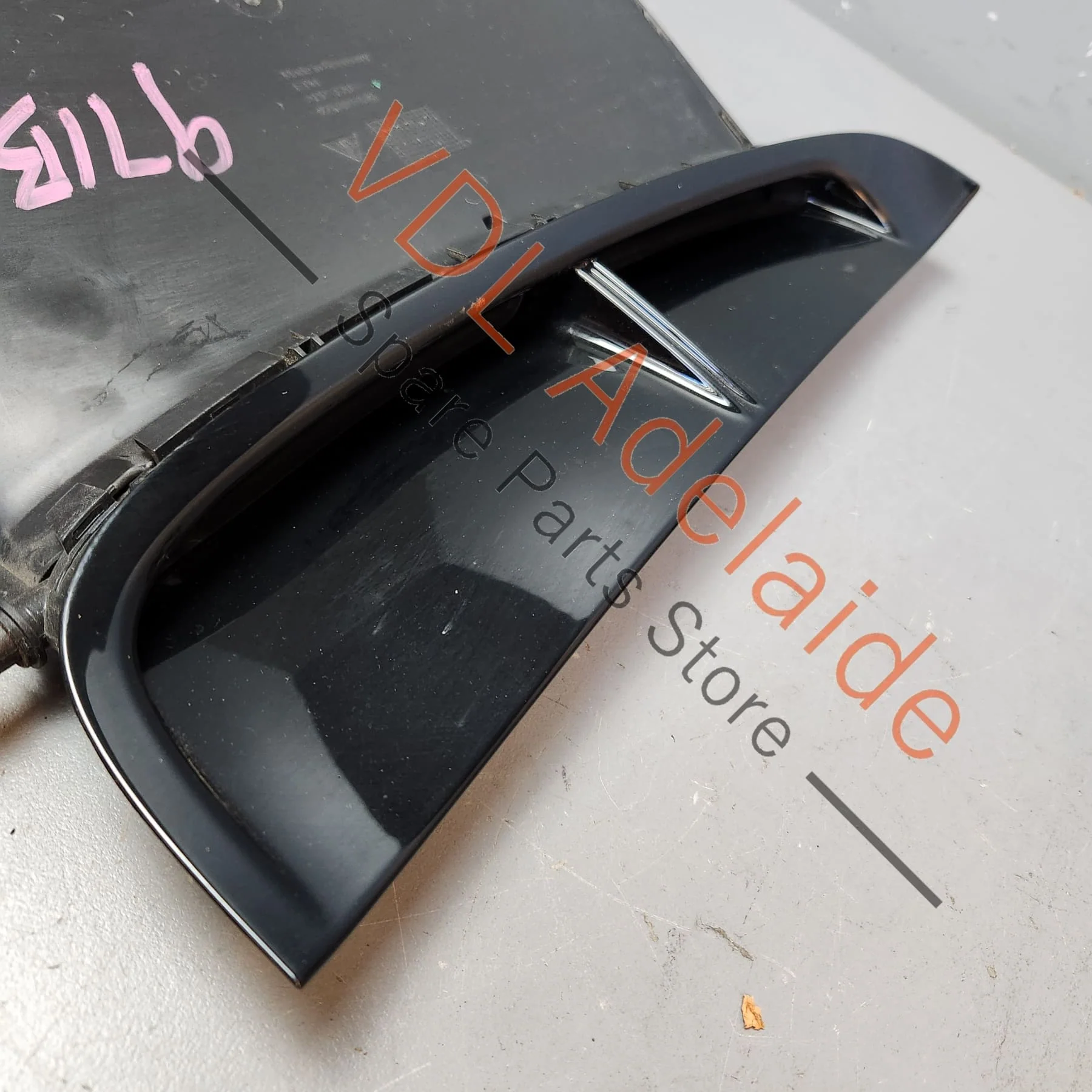 Porsche Panamera 971 Front Right Fender Wing Air Duct Trim 971854776A - Image 5