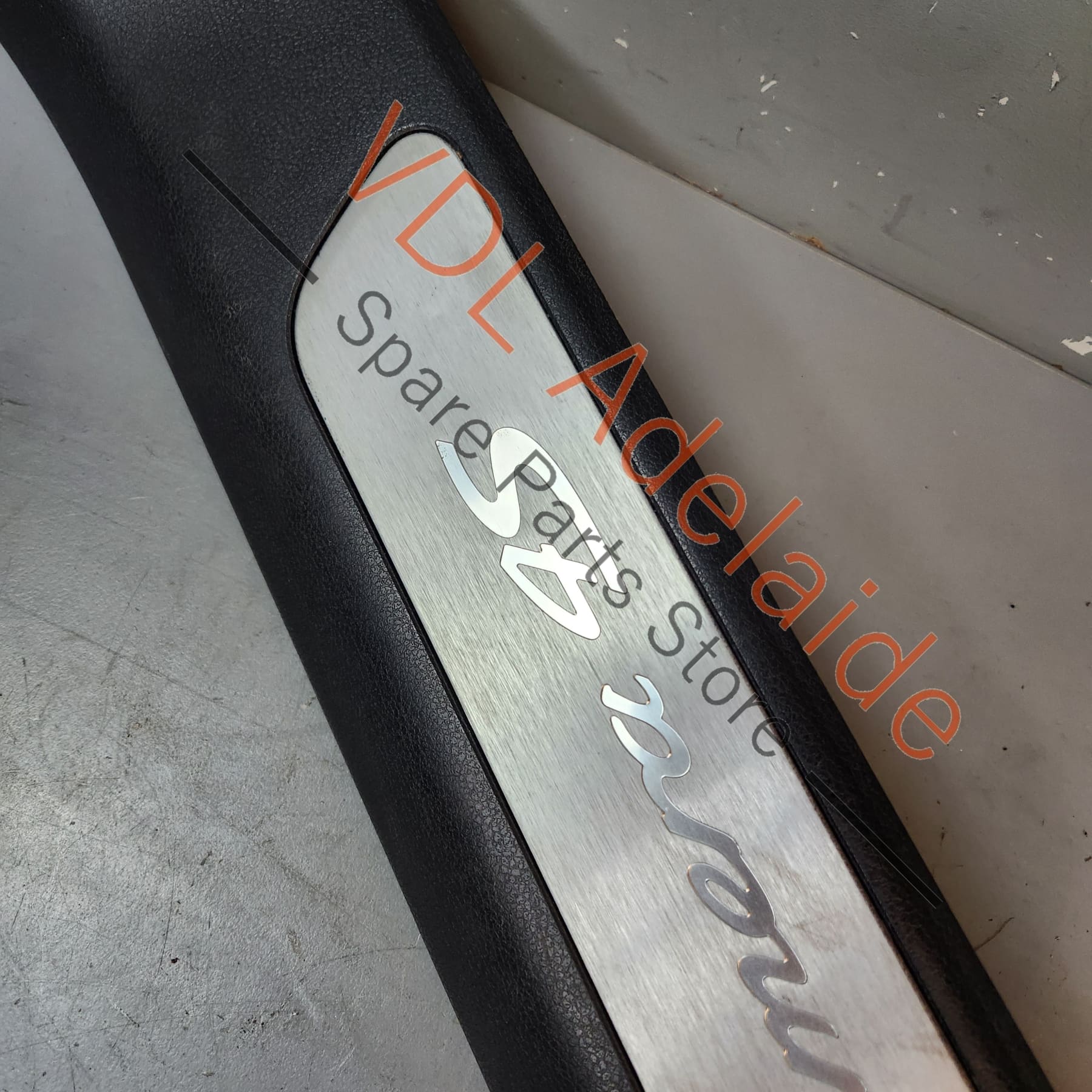 Porsche Panamera 4S 971 Right Front Door Trim Sil Cover - Image 7