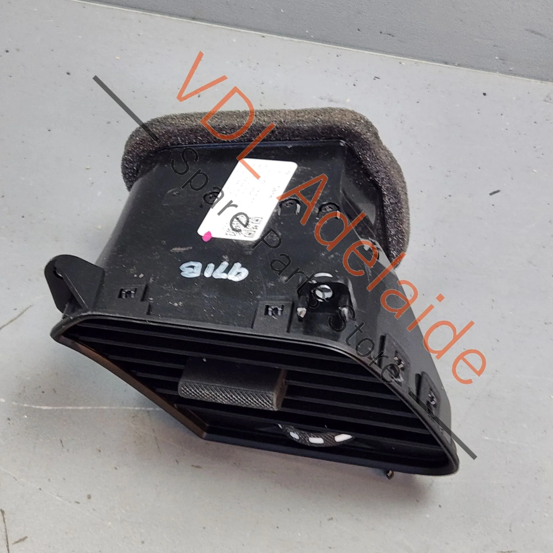 Porsche Panamera Left Side Dashboard AC Air Vent 971819701B 6N3 - Image 2