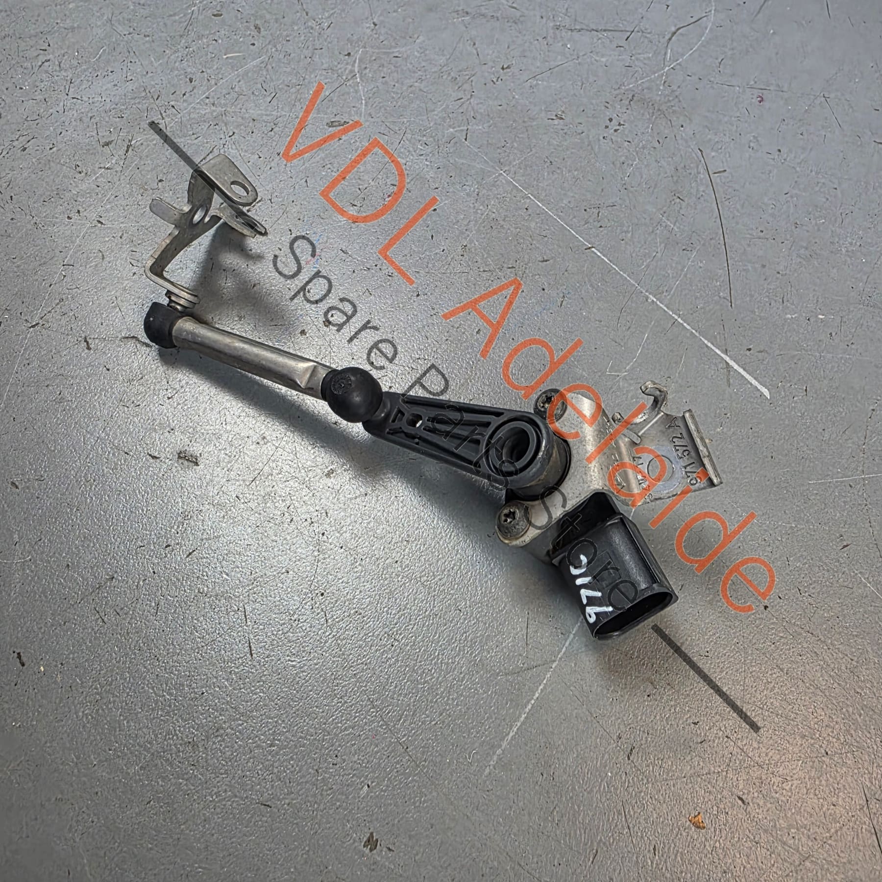 Porsche Panamera 971 Rear Right Suspension Level Height Sensor 971616572