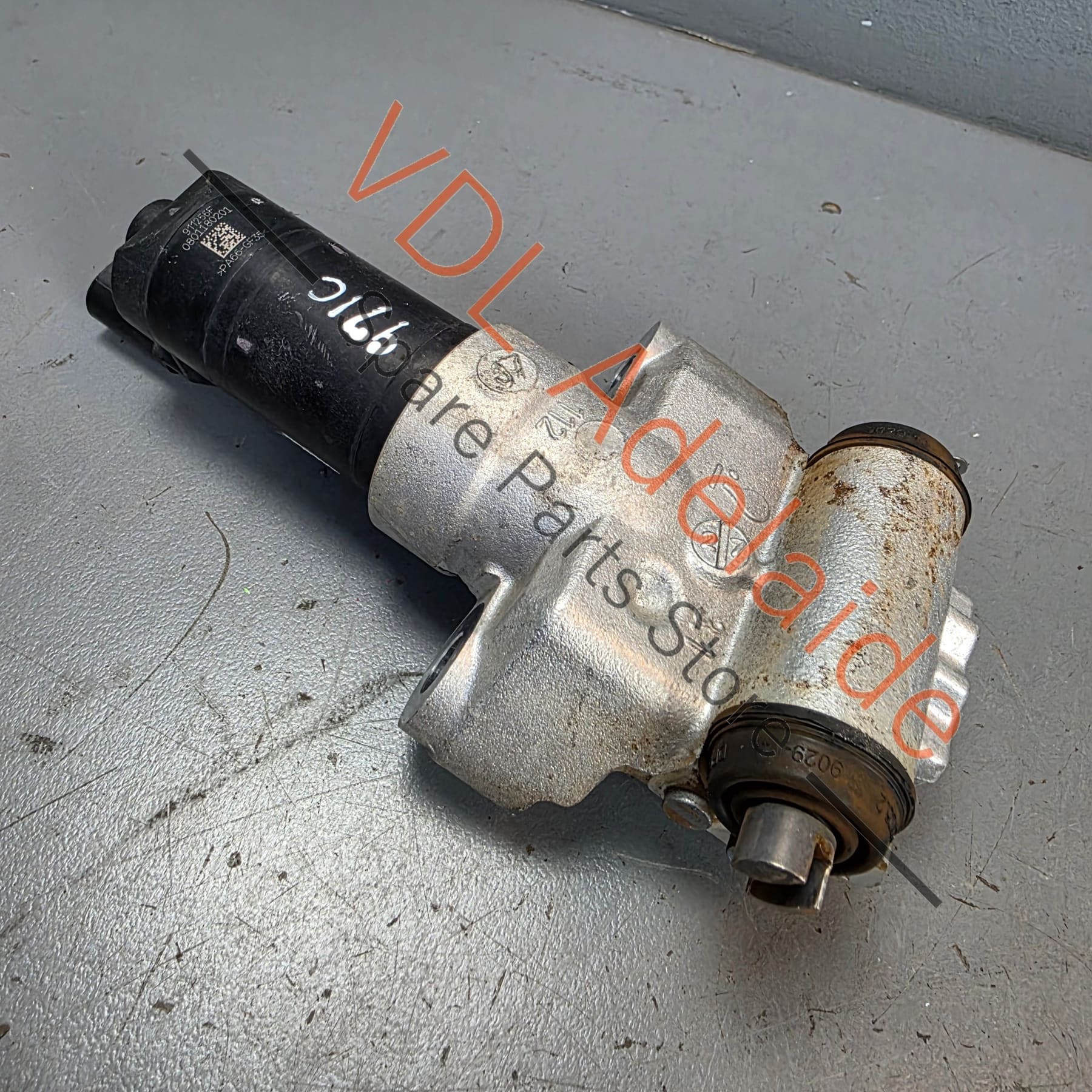 Porsche Audi VW Rear Electric Park Brake Servomotor 95835209203  7P0609724B  9A790761600