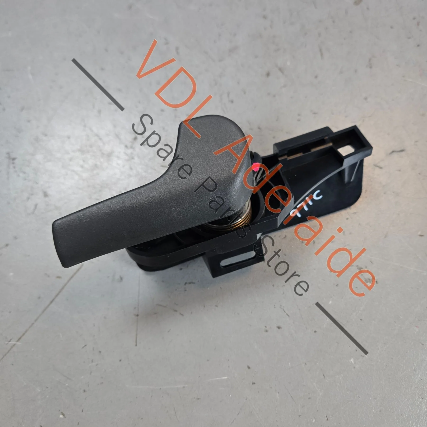 Porsche Panamera Bonnet Lid Lock Handle 971823633A 971823533A