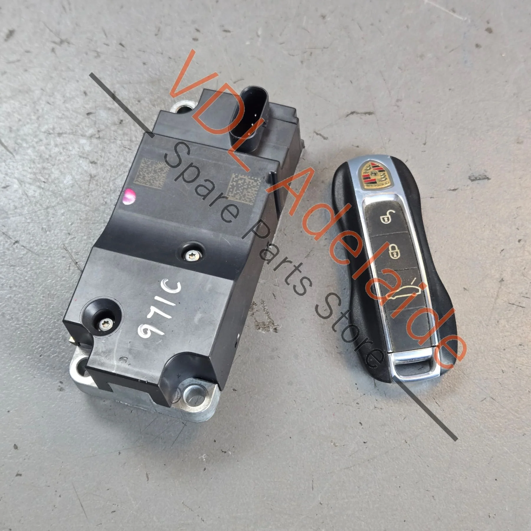 Porsche Ignition Steering Column Lock Module with matching Key PAA905861 3Q0905861A