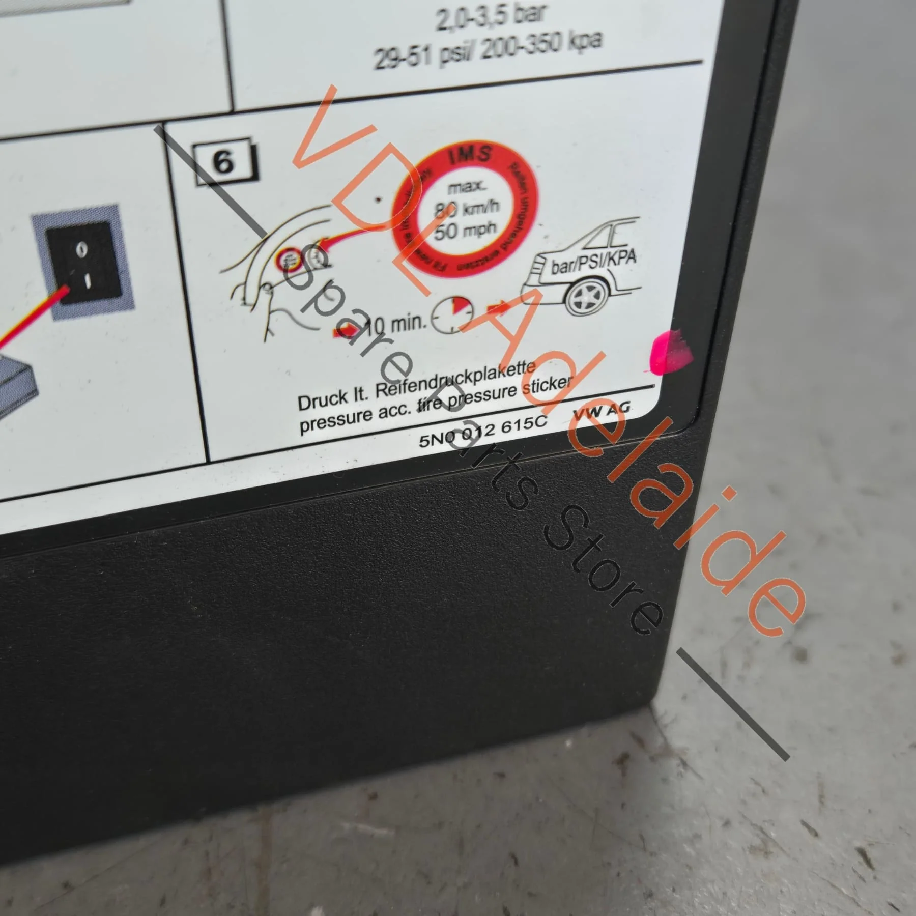 Genuine Audi VW Porsche 12 Volt 12V Emergency Tyre Pump - Image 2