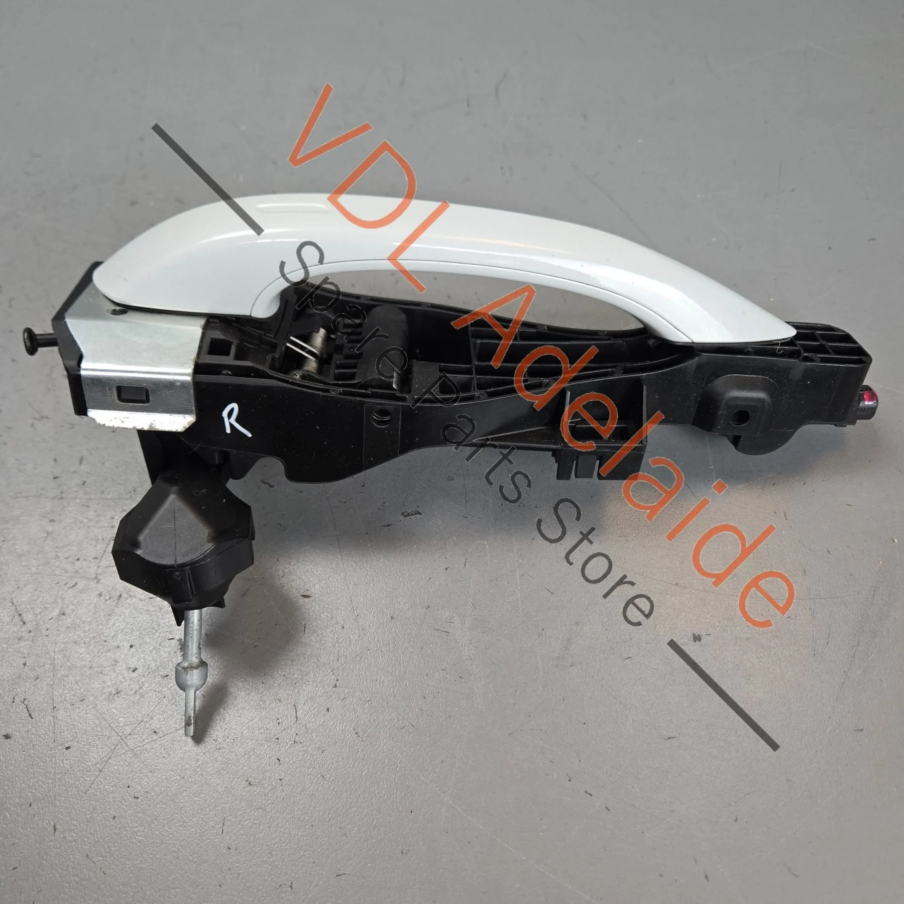 Porsche Panamera Right Front Exterior Door Handle 971800375GY 971837206BY G2X - Image 2