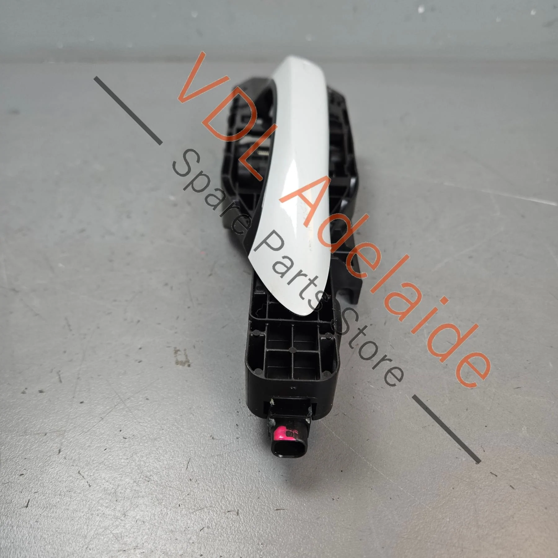 Porsche Panamera Left Exterior Door Handle 971837205BY G2X 971839885C - Image 4