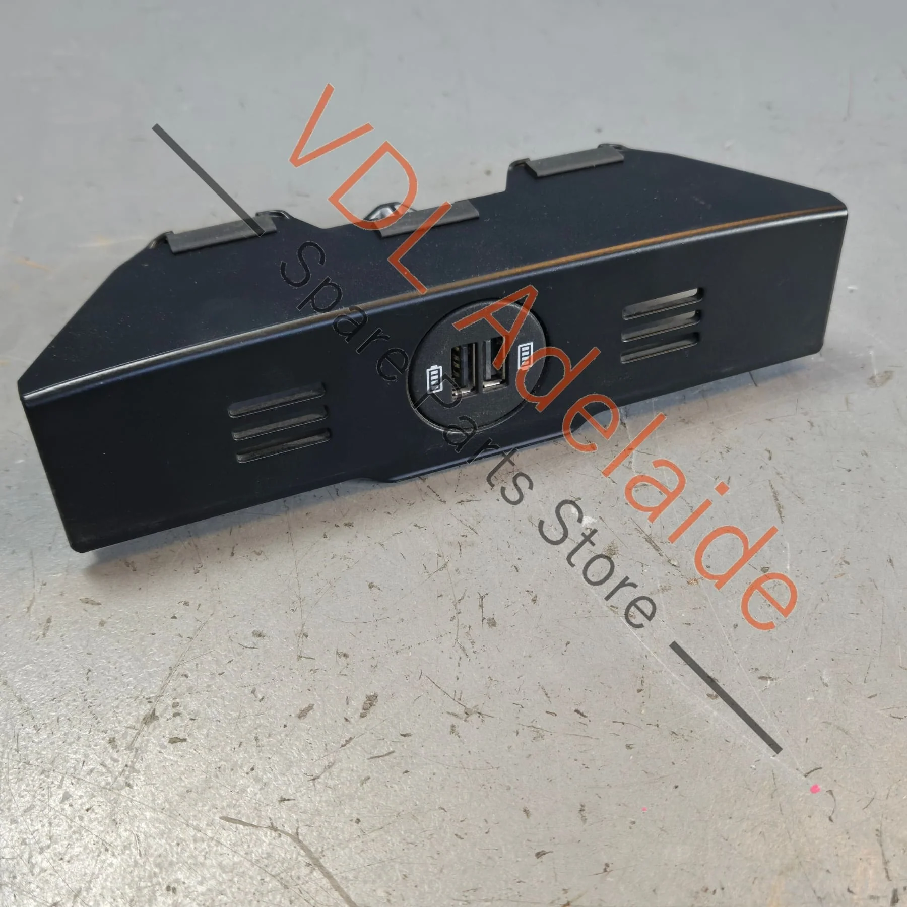 Porsche Audi Volkswagen Socket USB Connector 971035252C 971035252A 971035252F