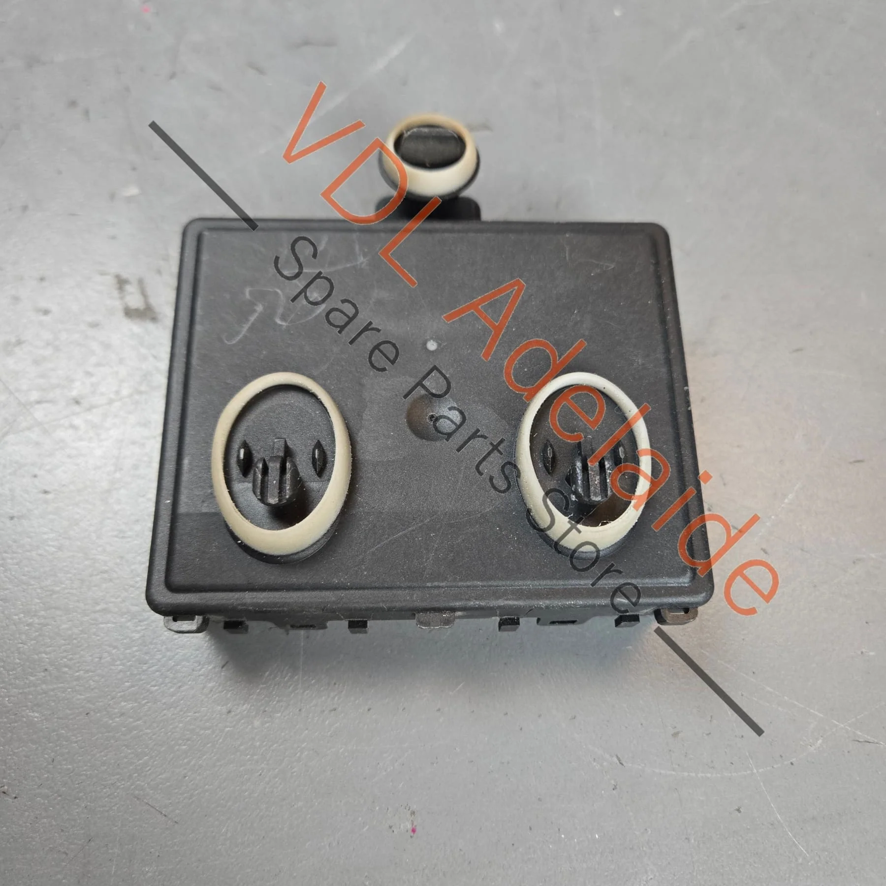 Porsche Panamera Passenger Door Control Module 4M1959792B 9A795979200 PAB95979200 - Image 4
