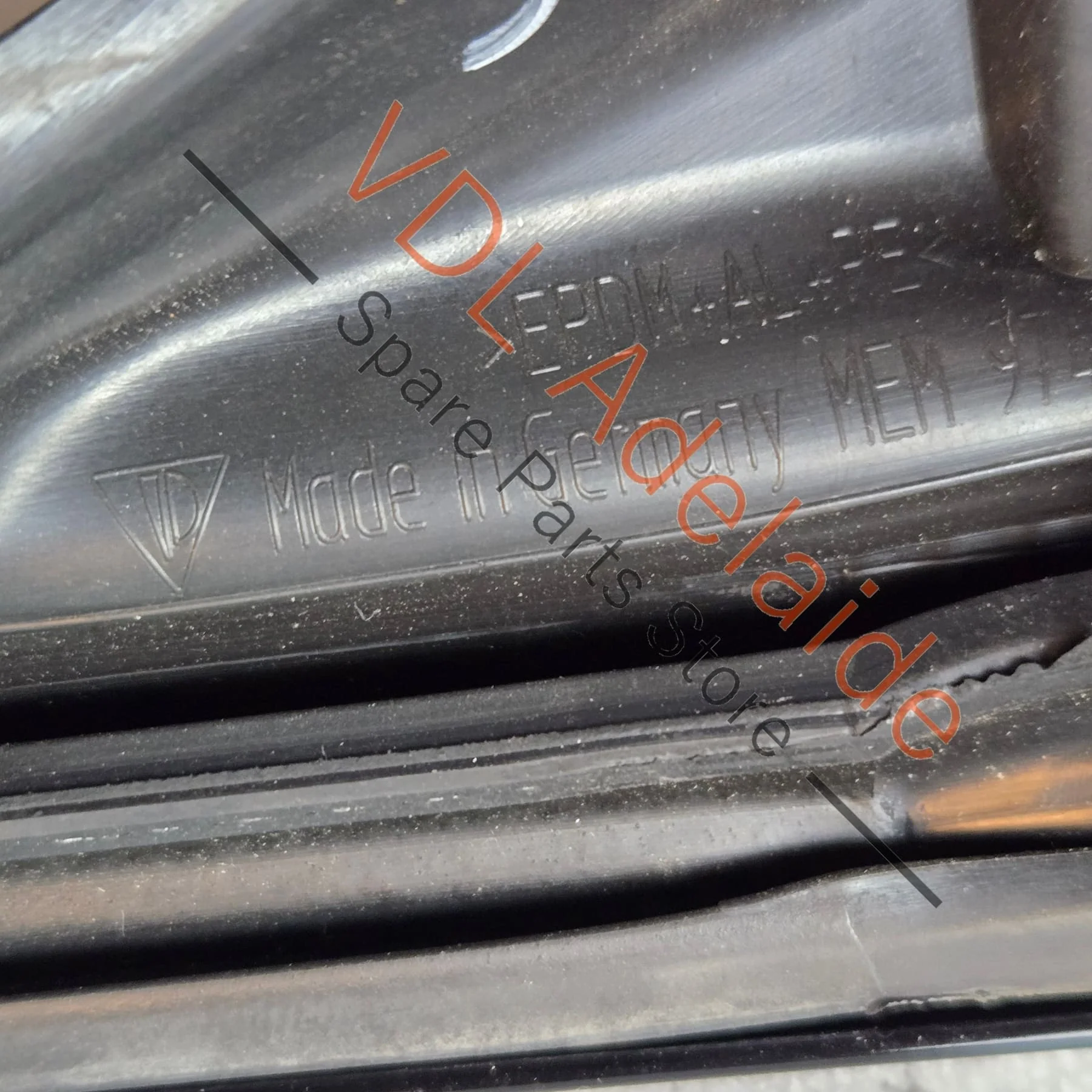 Porsche Panamera Rear Right Door Upper Exterior Seal with Gloss Black Trim 974853054B 041 974839120A - Image 5