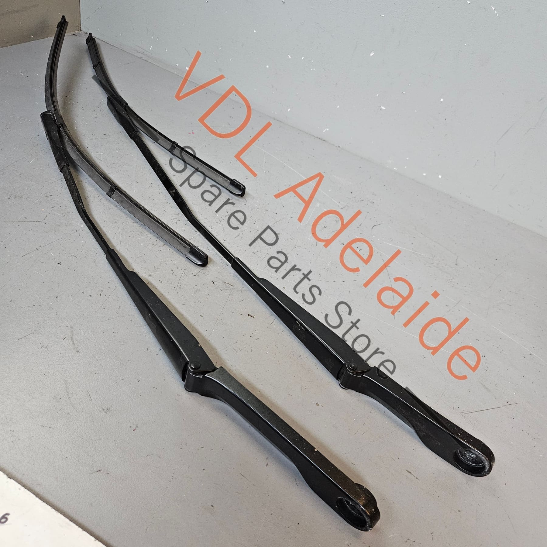 Porsche Panamera 971 Front Windshield Windscreen Wiper Arms Arm for RHD Models 971955410A 971955409A