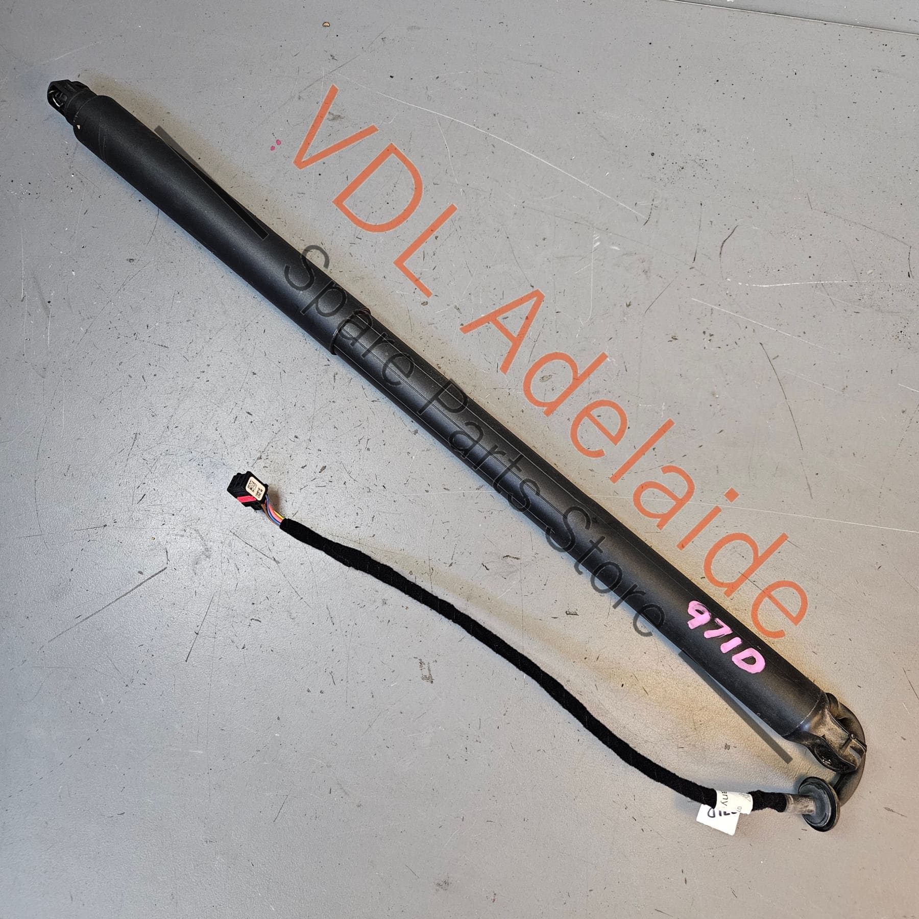 Porsche Panamera 971 Rear Hatch Boot Lift Strut Motor Drive 971827851F 971827851B - Image 4